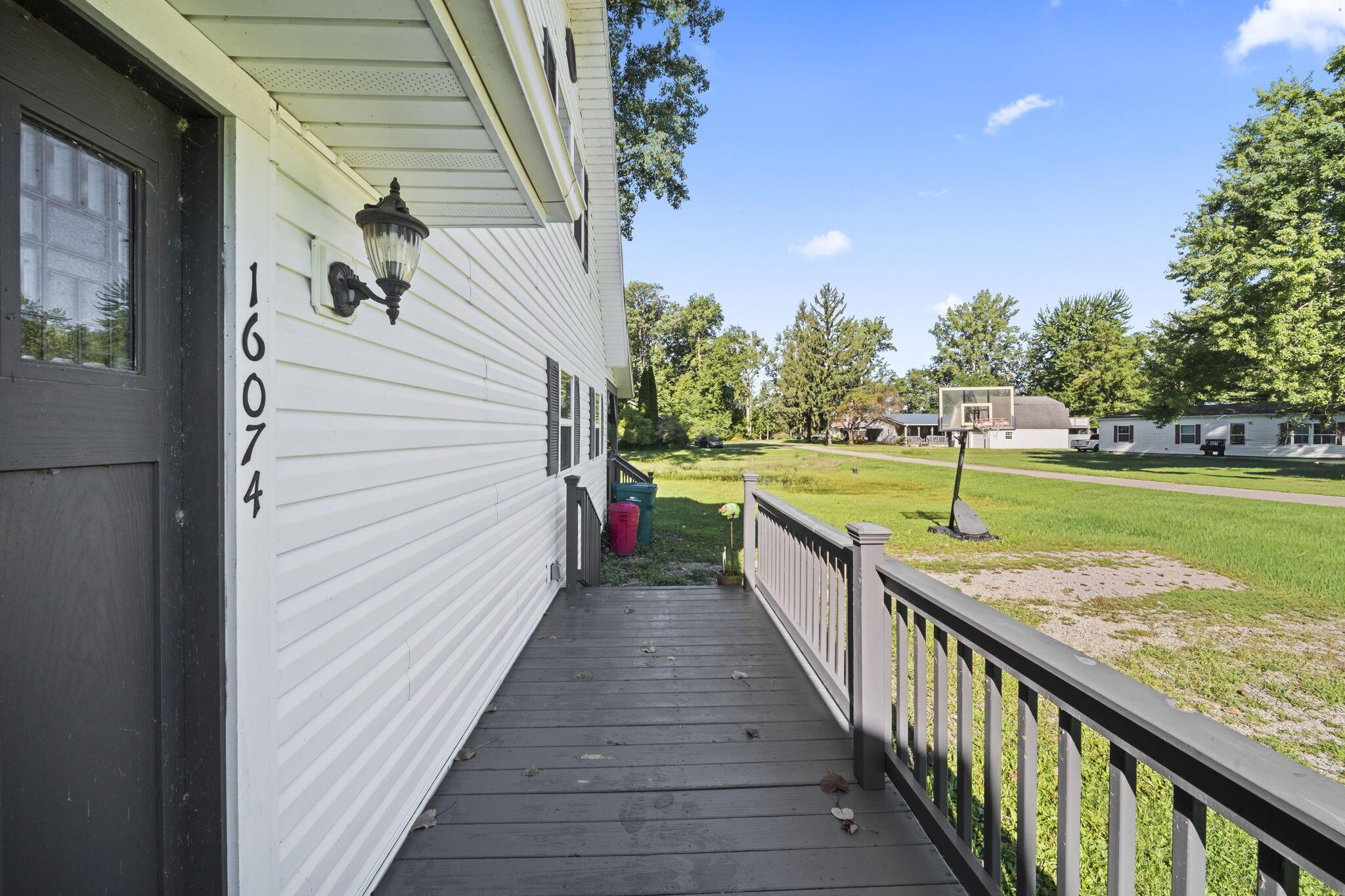 16074 Buckeye Avenue Property Photo 8