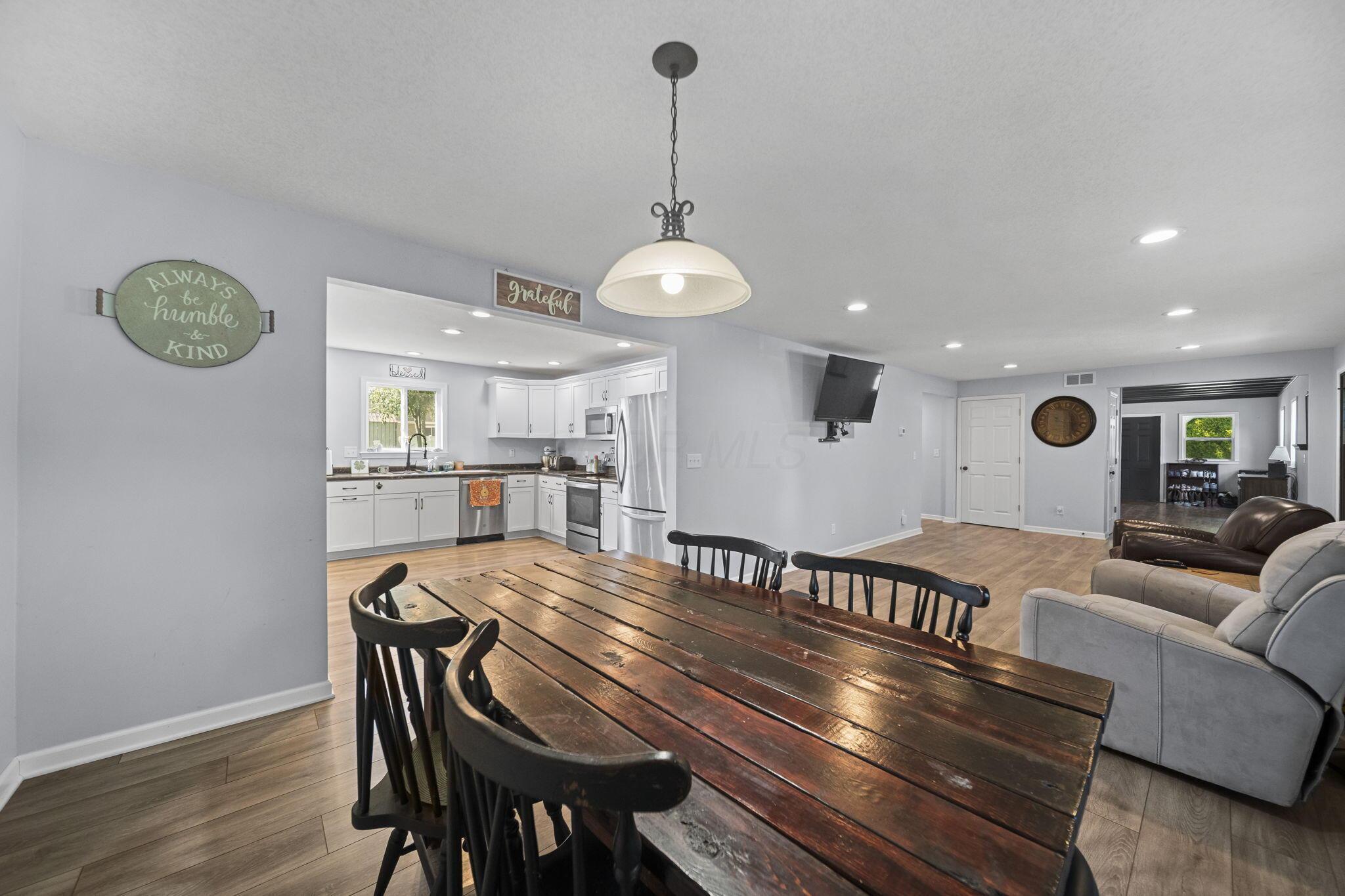 16074 Buckeye Avenue Property Photo 23