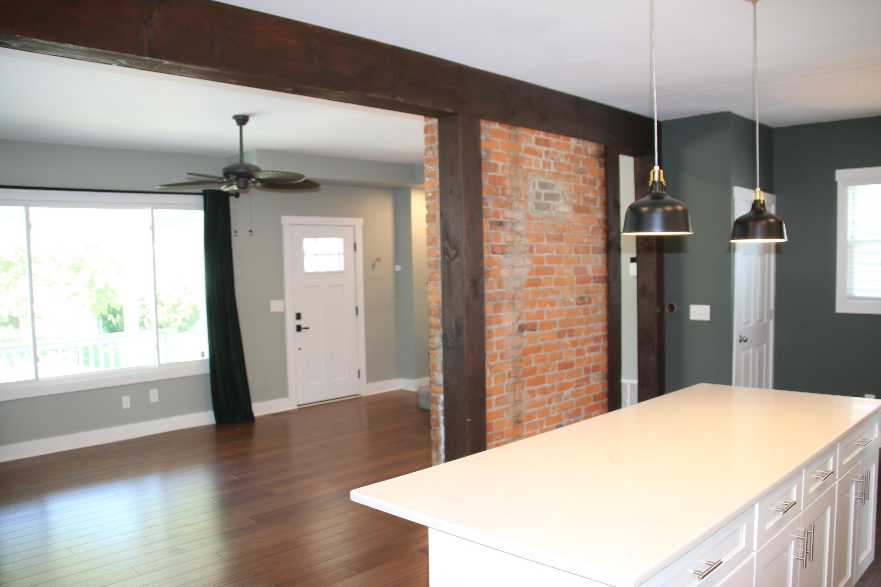 723 Siebert Street Property Photo 8