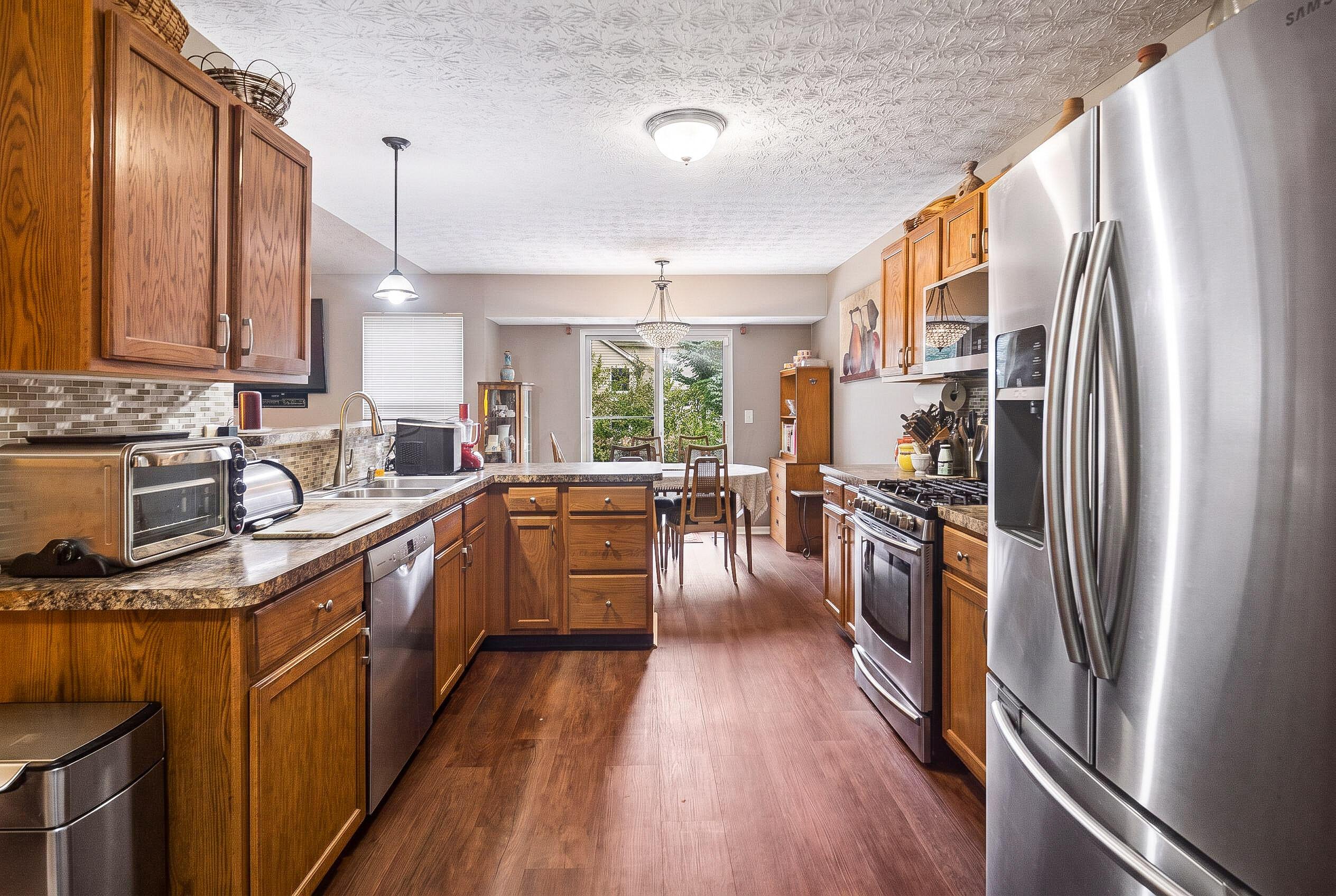 7949 Chapel Stone Road Property Photo 12