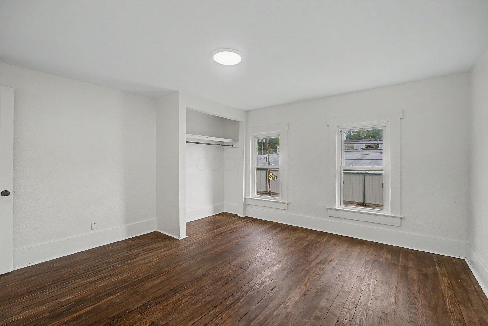 863 Sherman Avenue Property Photo 25