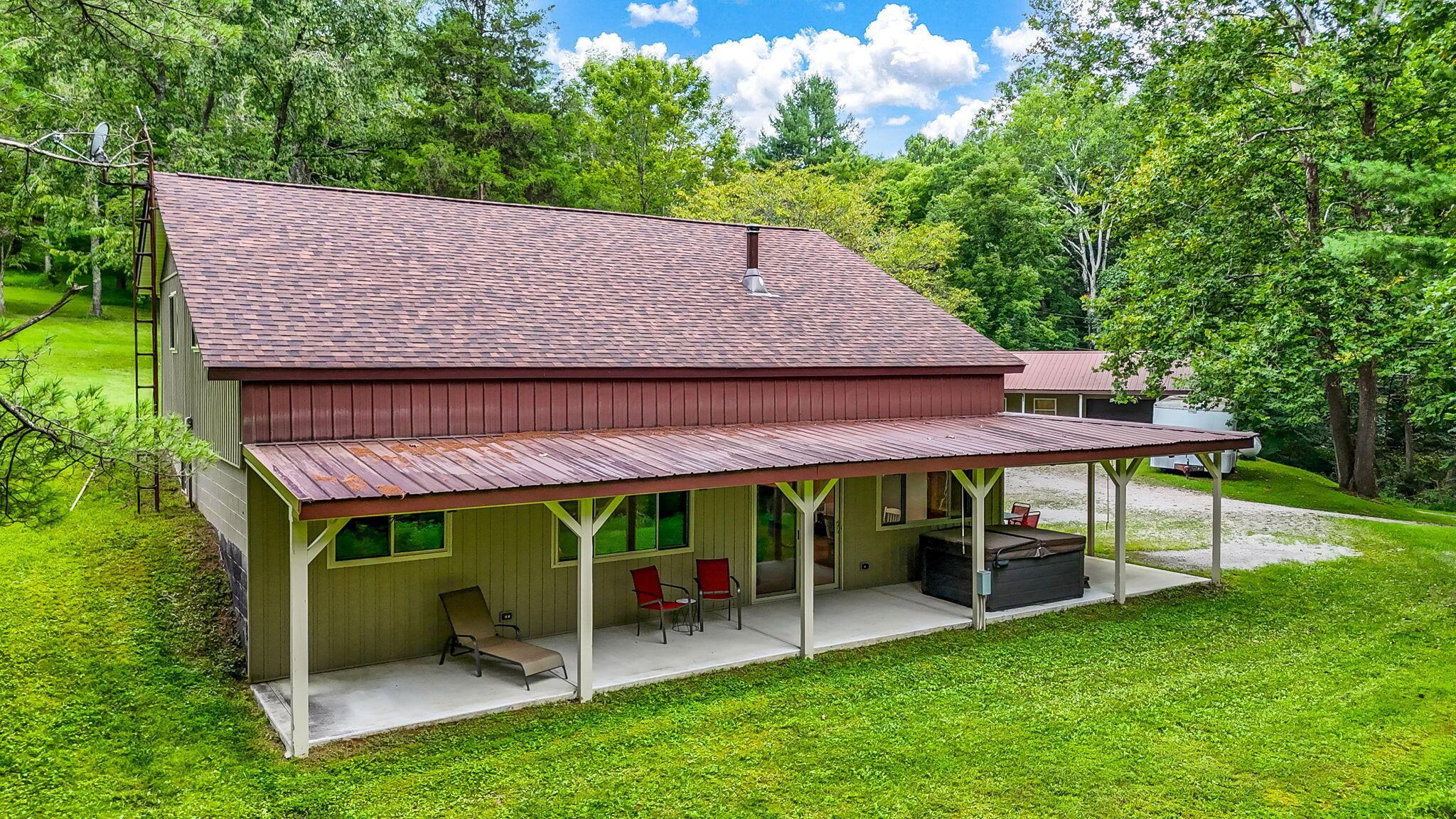 14933 Rhoads Road Property Photo 1
