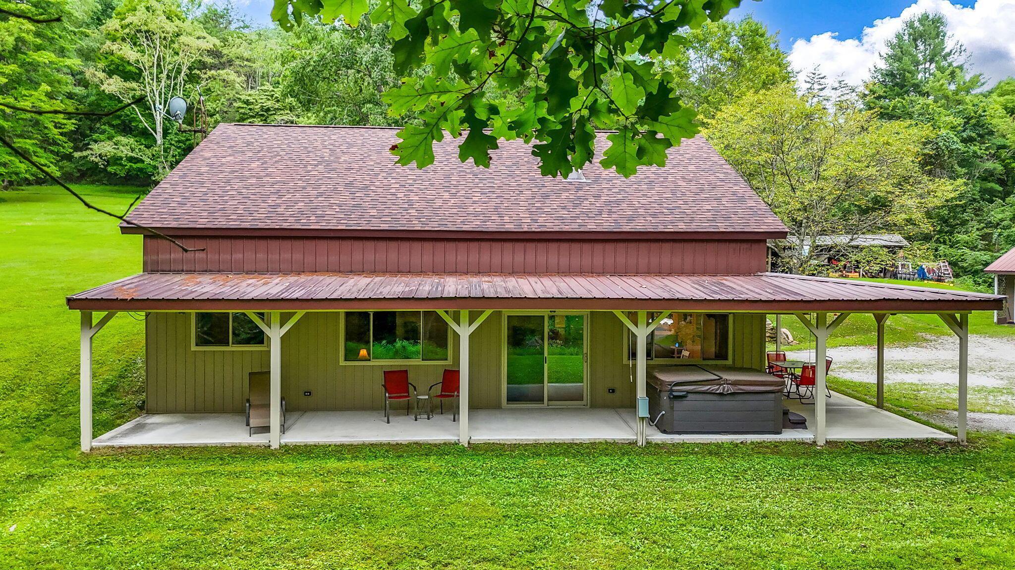 14933 Rhoads Road Property Photo 6