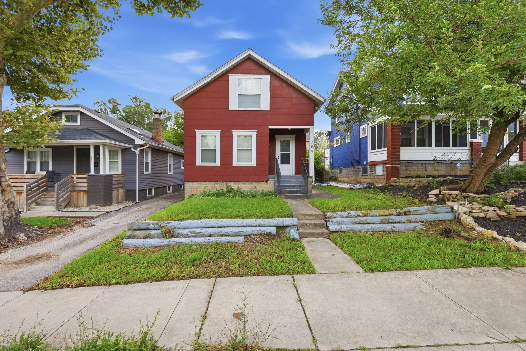 264 N Eureka Avenue Property Photo 1