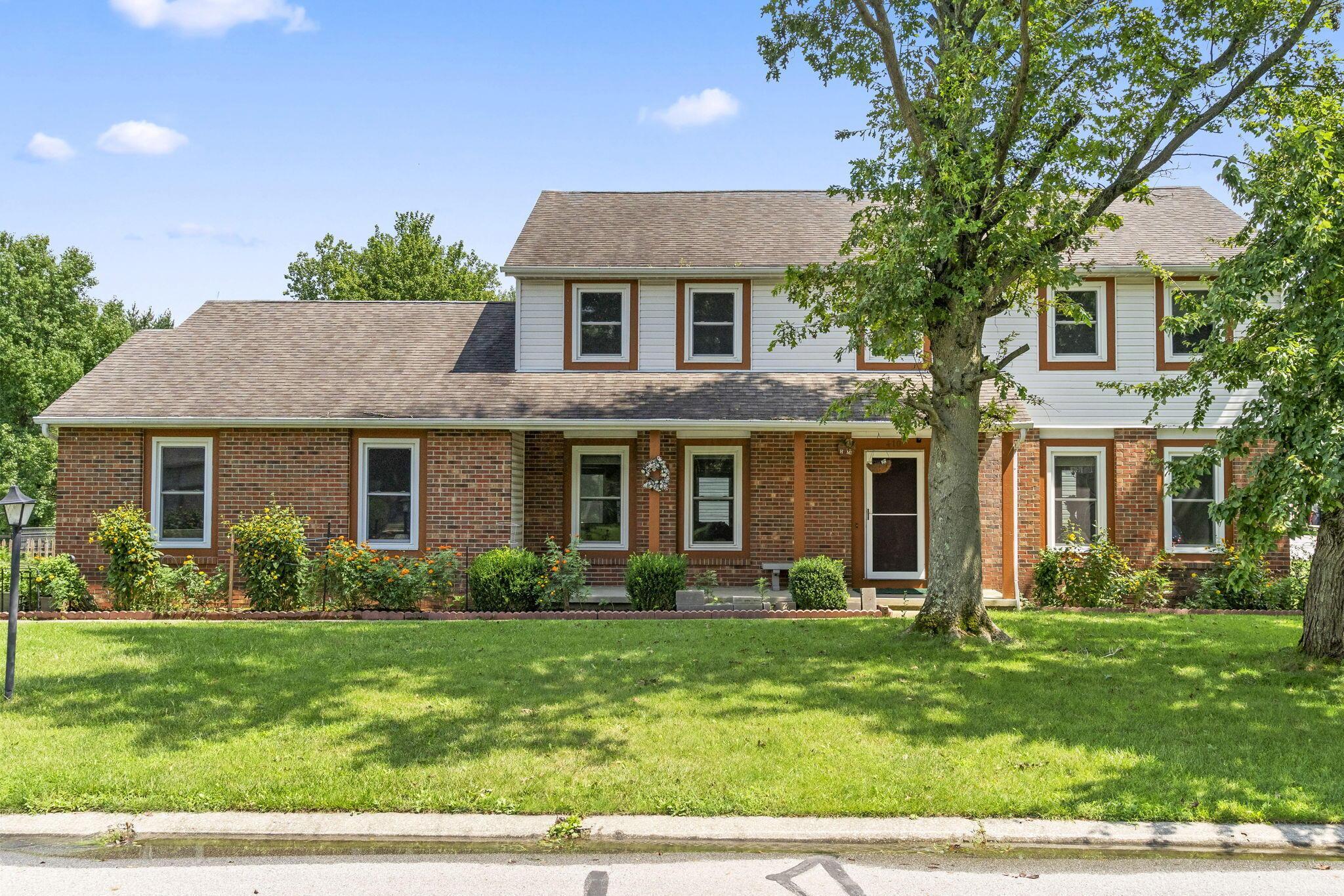 410 White Path Street