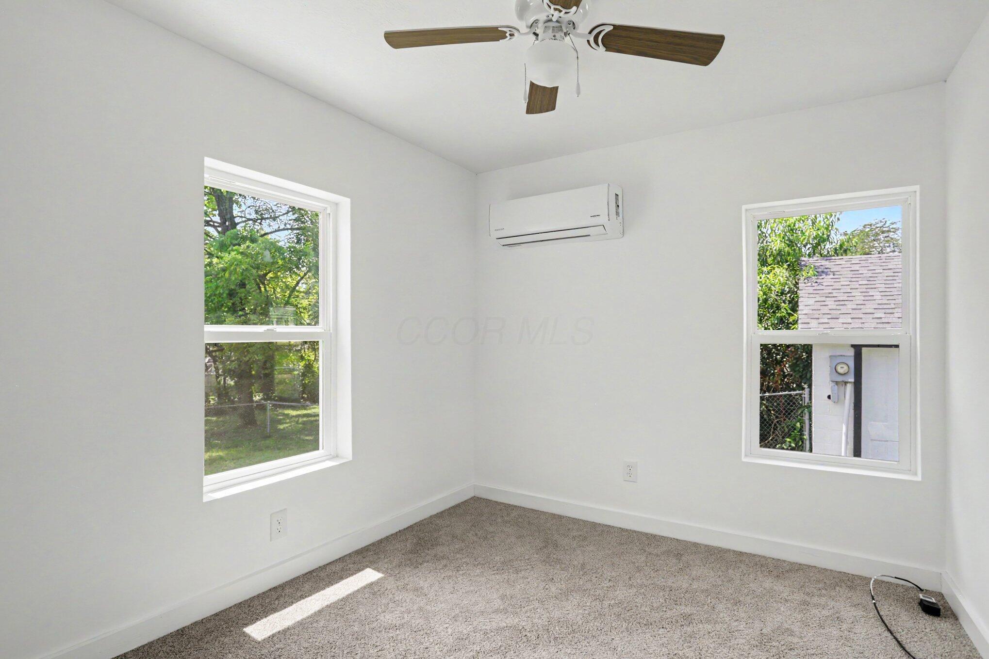 7 E Vine Street Property Photo 12