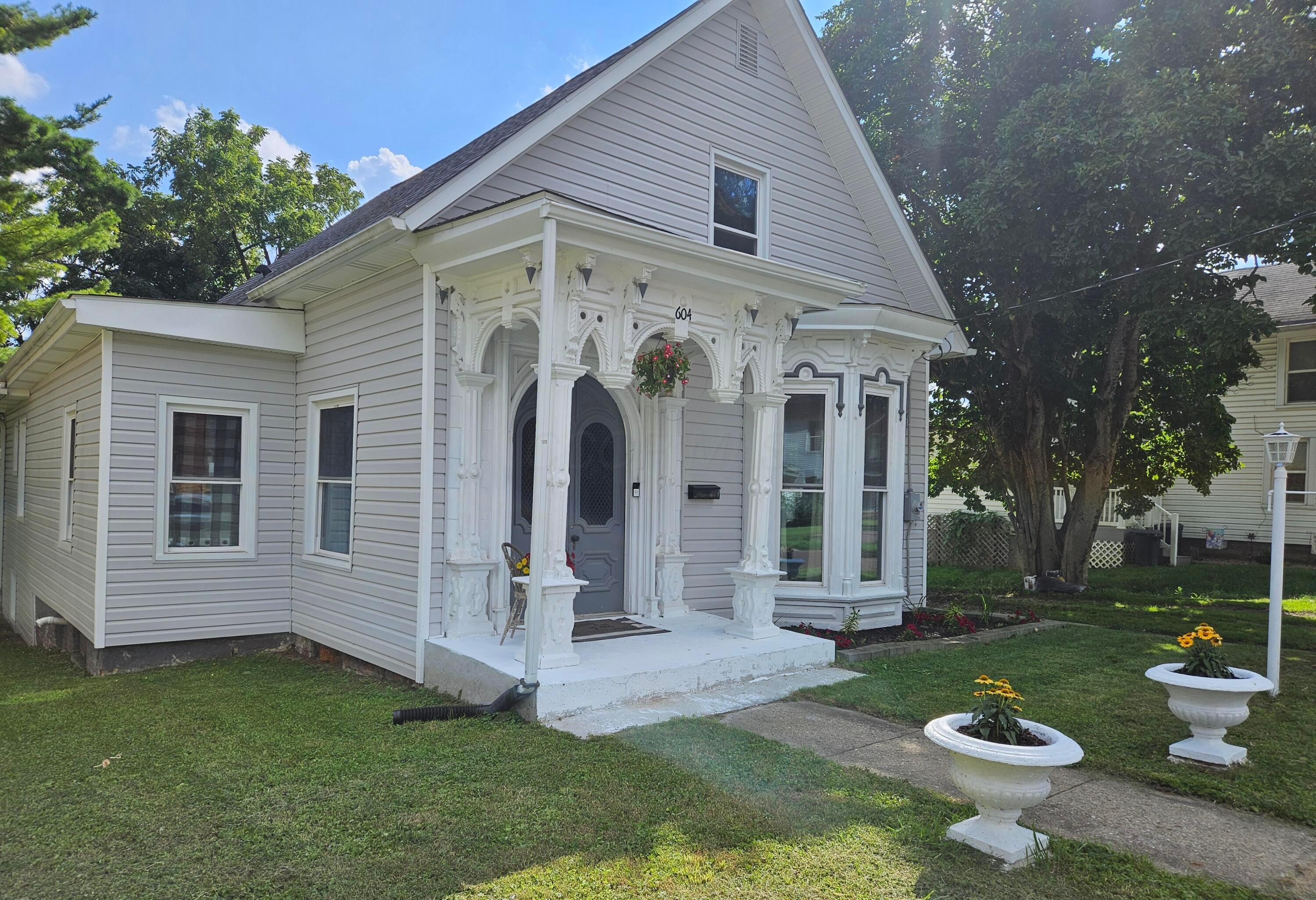 604 E Ohio Avenue Property Photo 2