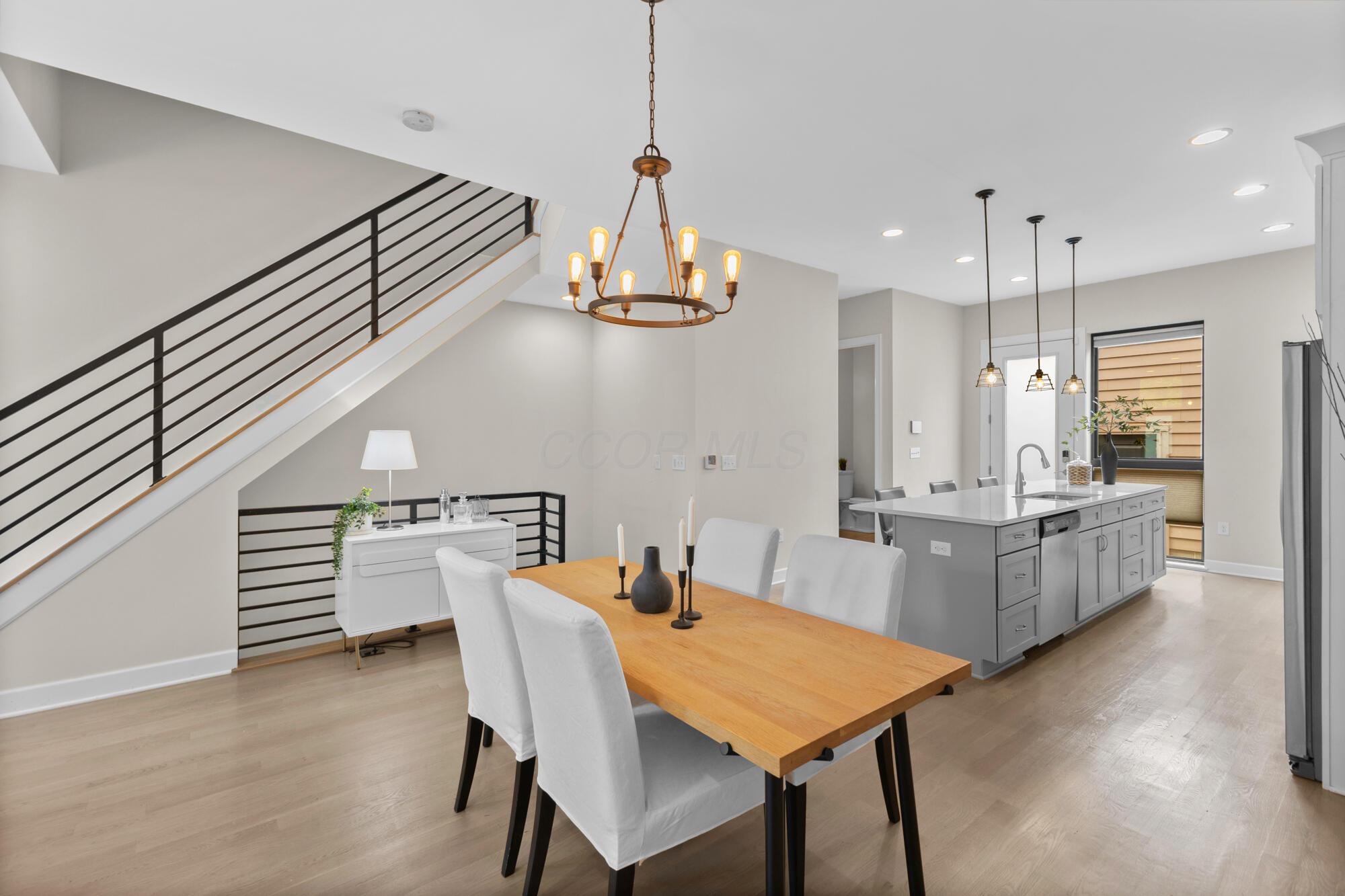 306 Neruda Avenue Property Photo 14