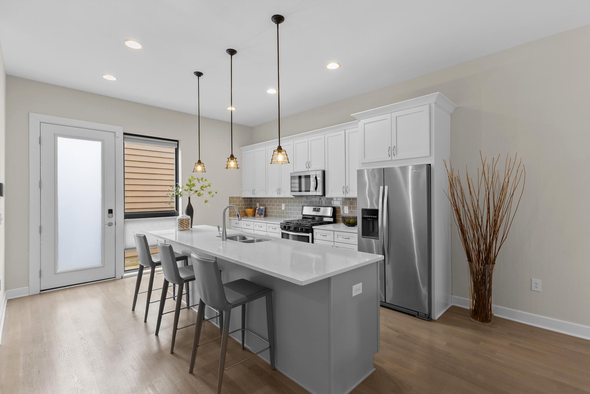 306 Neruda Avenue Property Photo 17