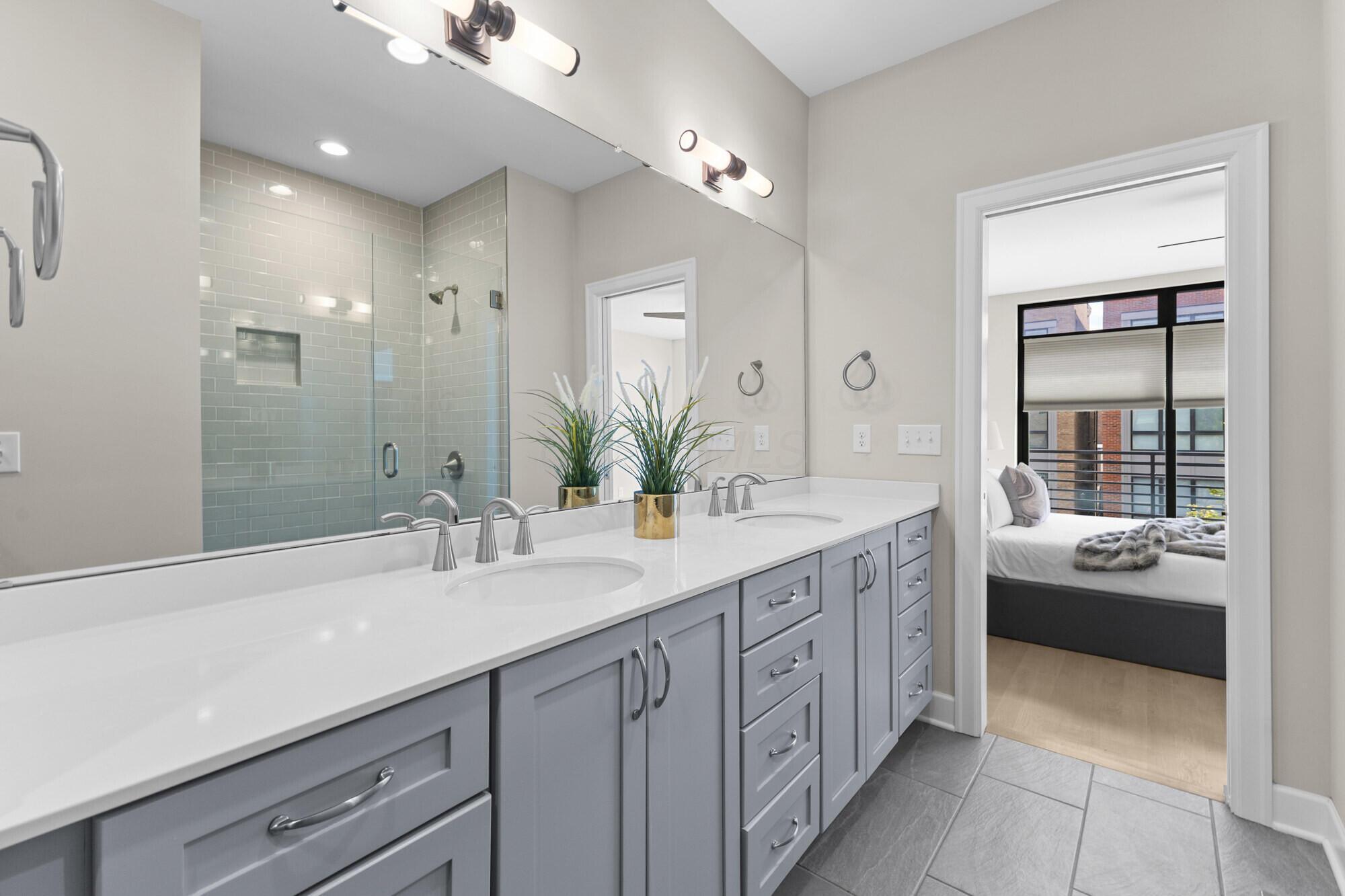 306 Neruda Avenue Property Photo 28