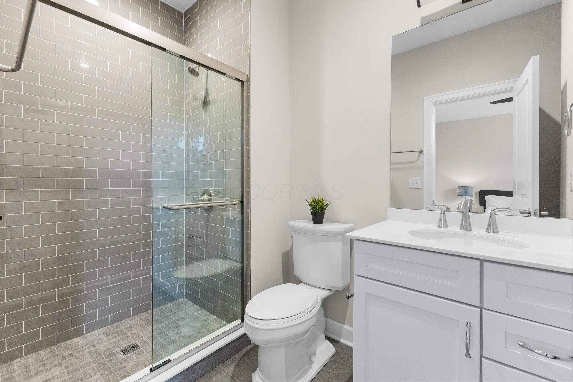 306 Neruda Avenue Property Photo 35