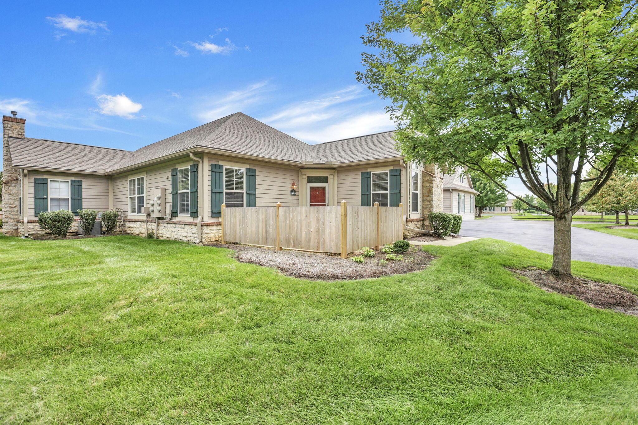 7465 Red Maple Place Property Photo 2