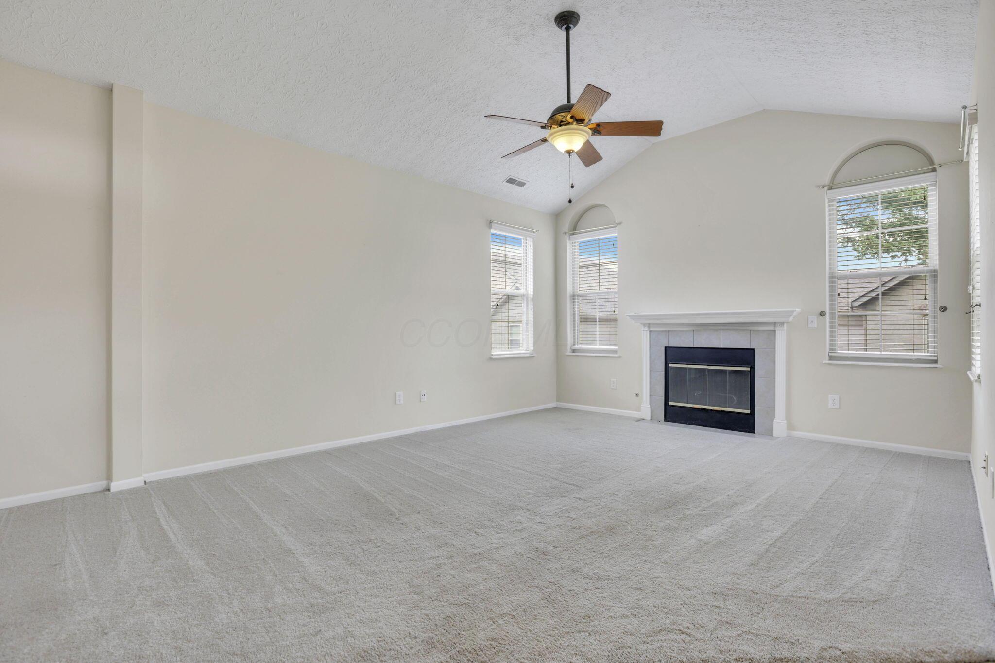 7465 Red Maple Place Property Photo 6