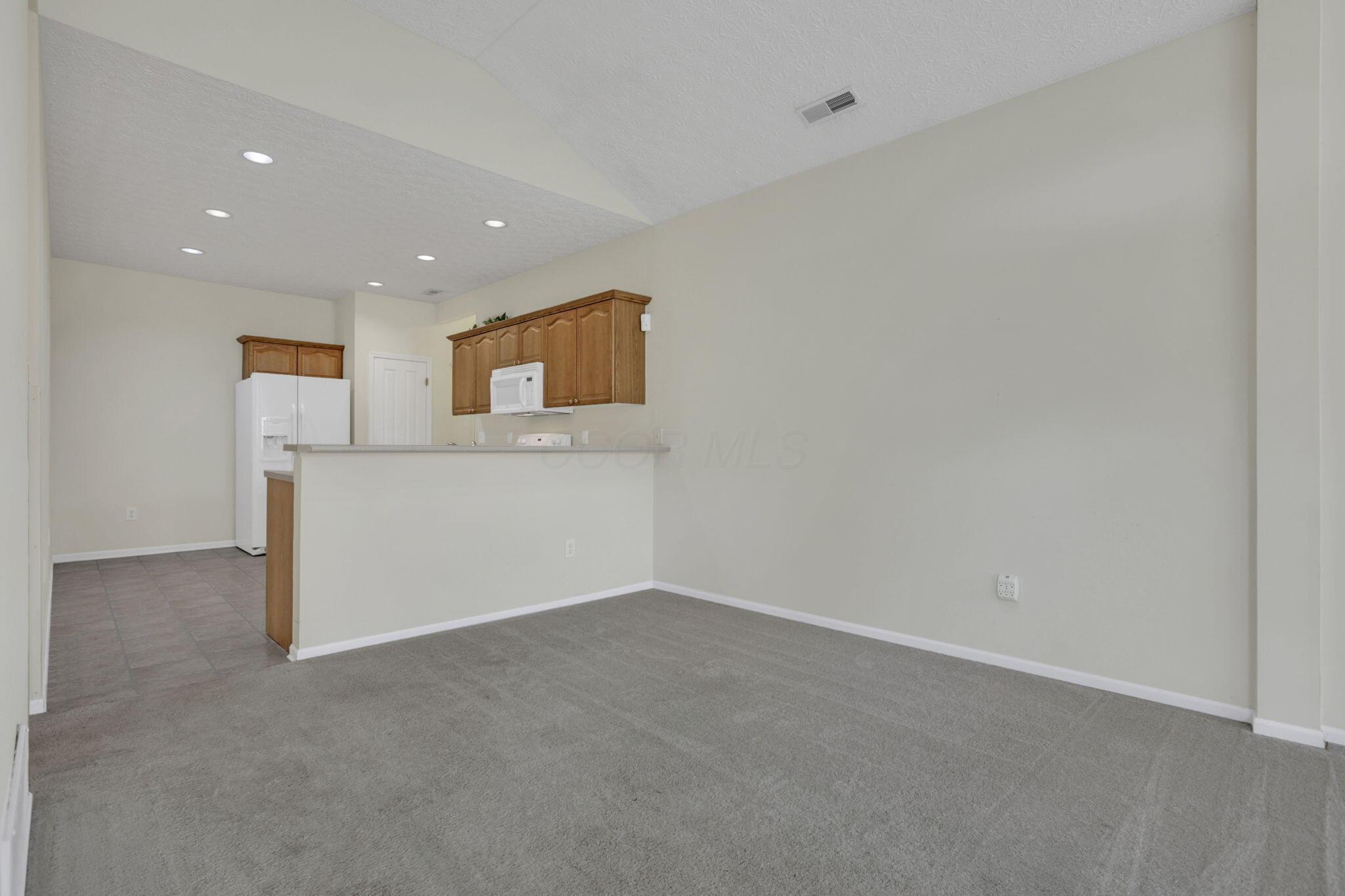 7465 Red Maple Place Property Photo 9