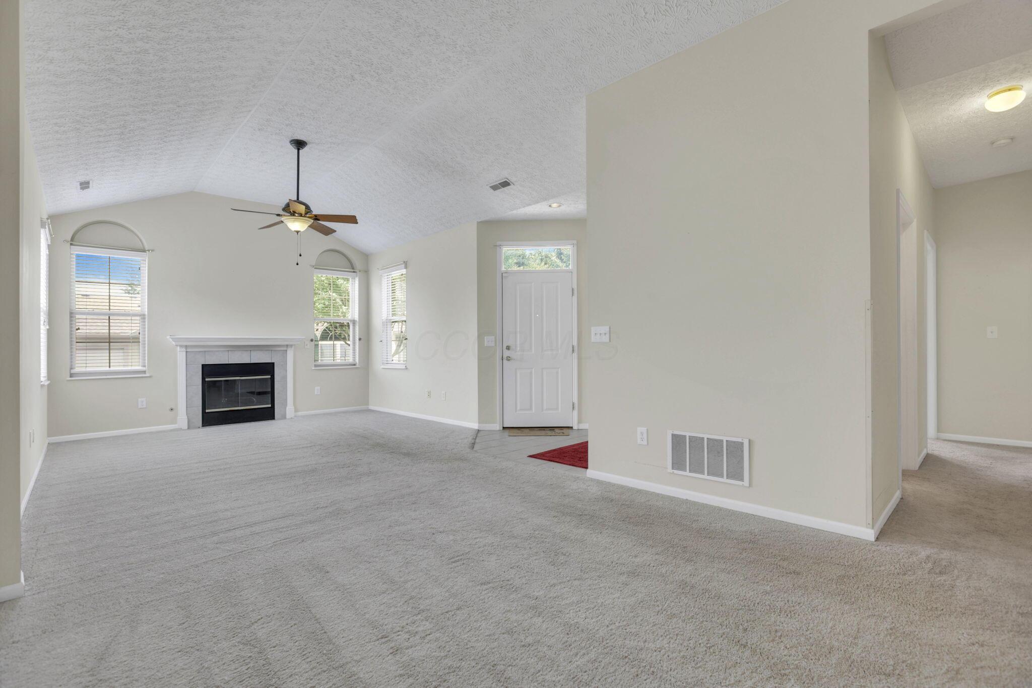 7465 Red Maple Place Property Photo 10