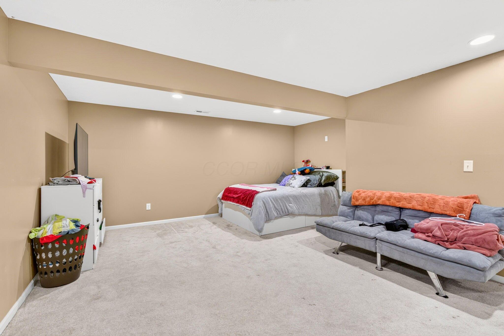 362 S Market Street Property Photo 39
