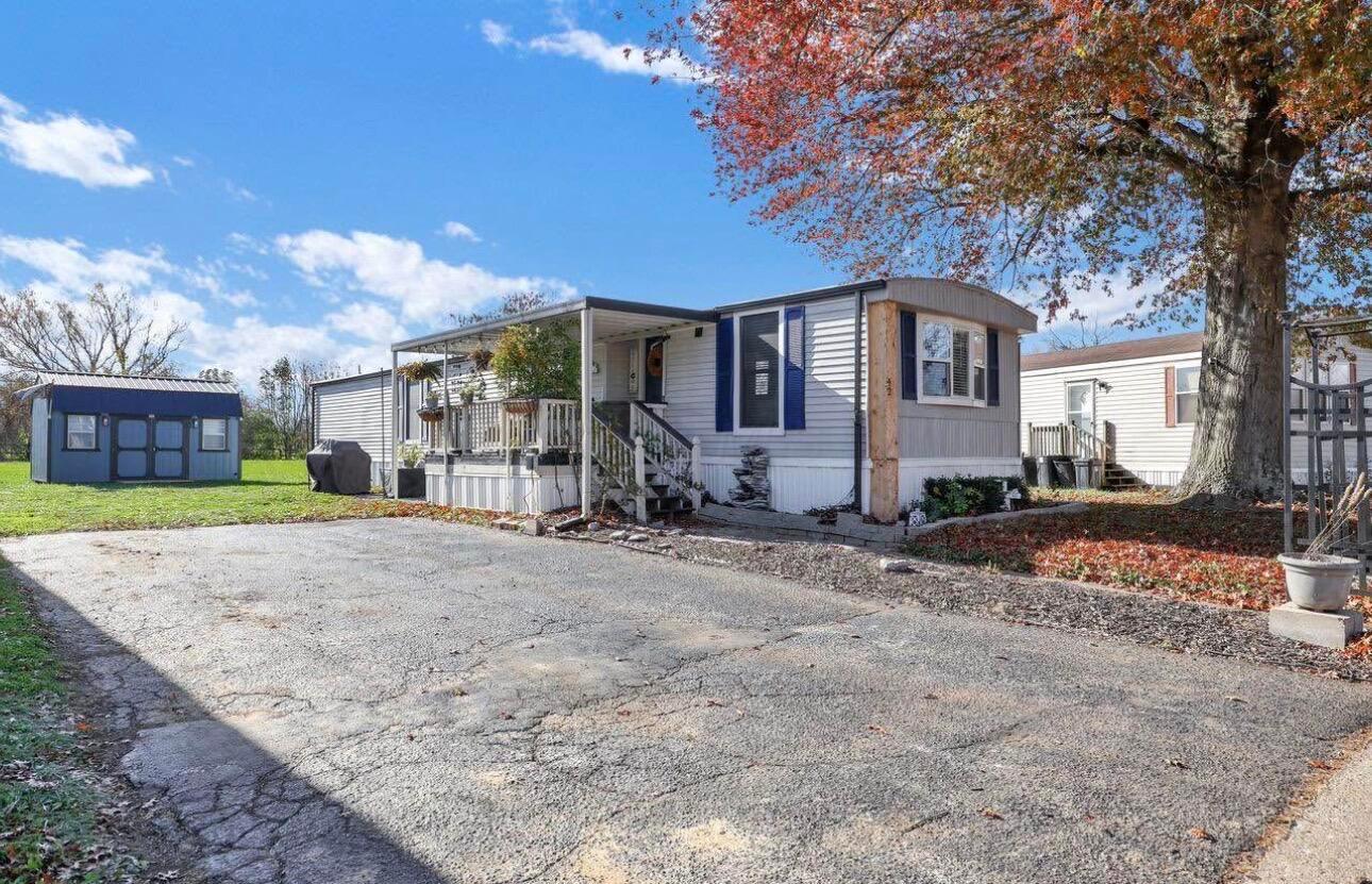 42 Deerpath Road Property Photo 1