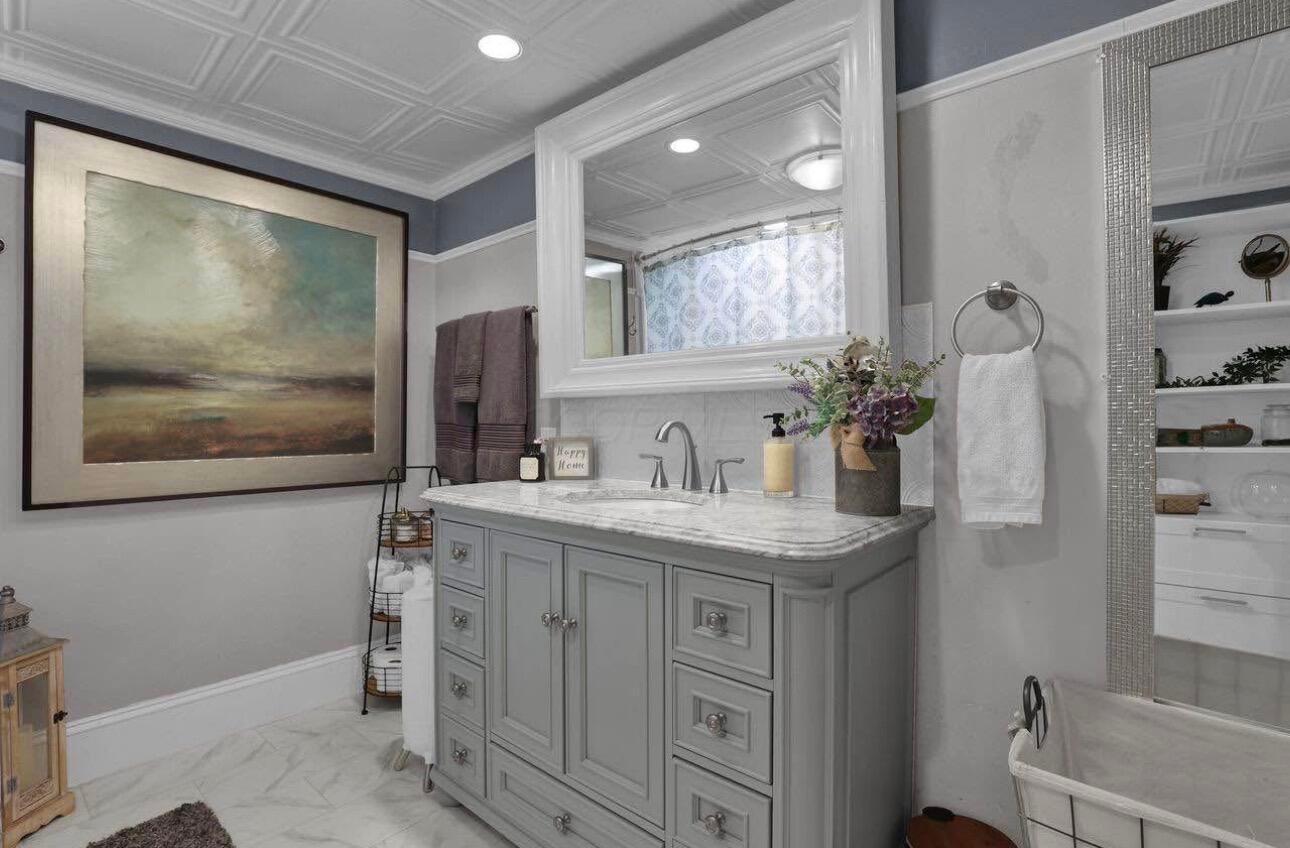 42 Deerpath Road Property Photo 19