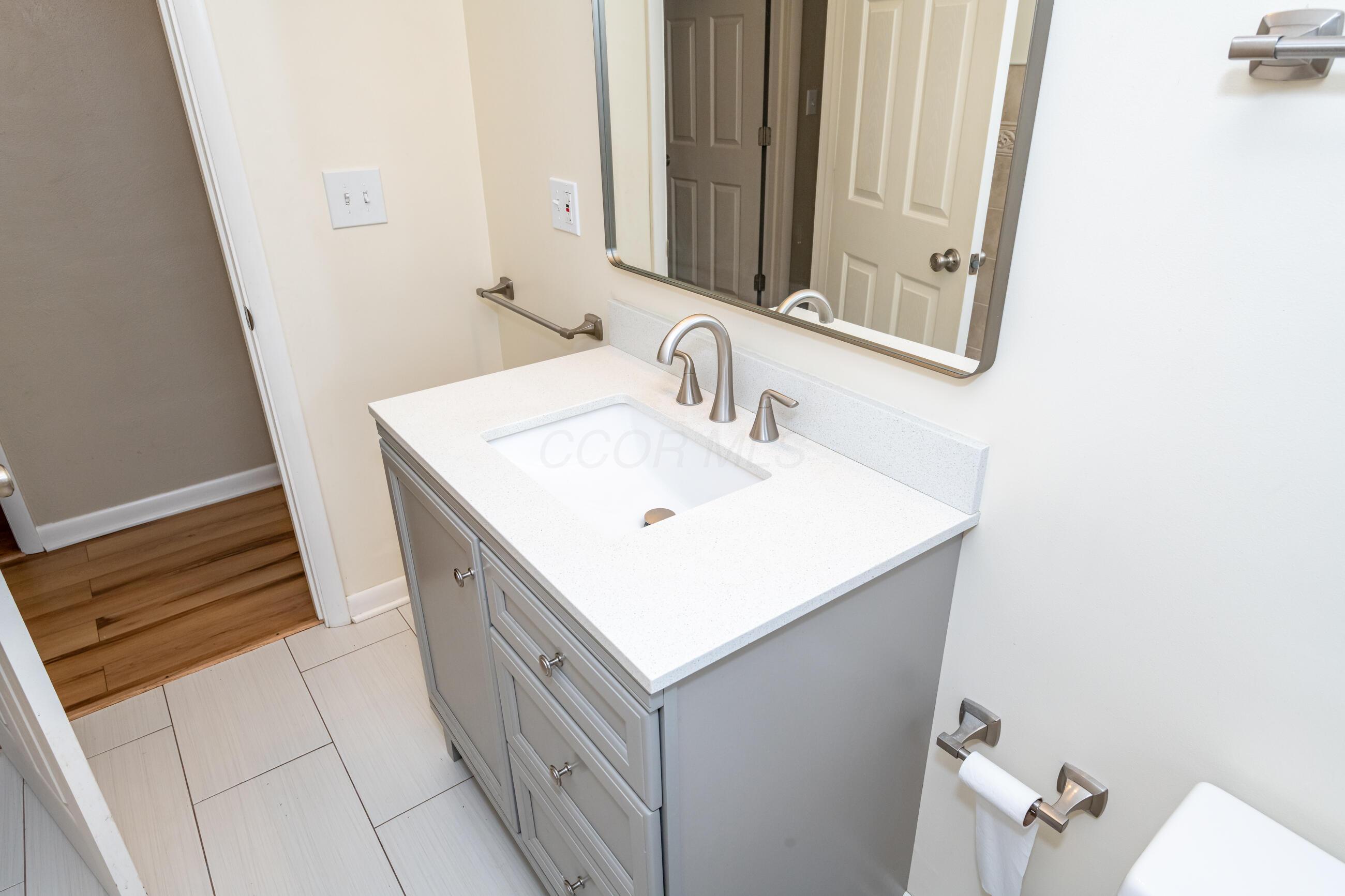 120 Central Street Property Photo 26
