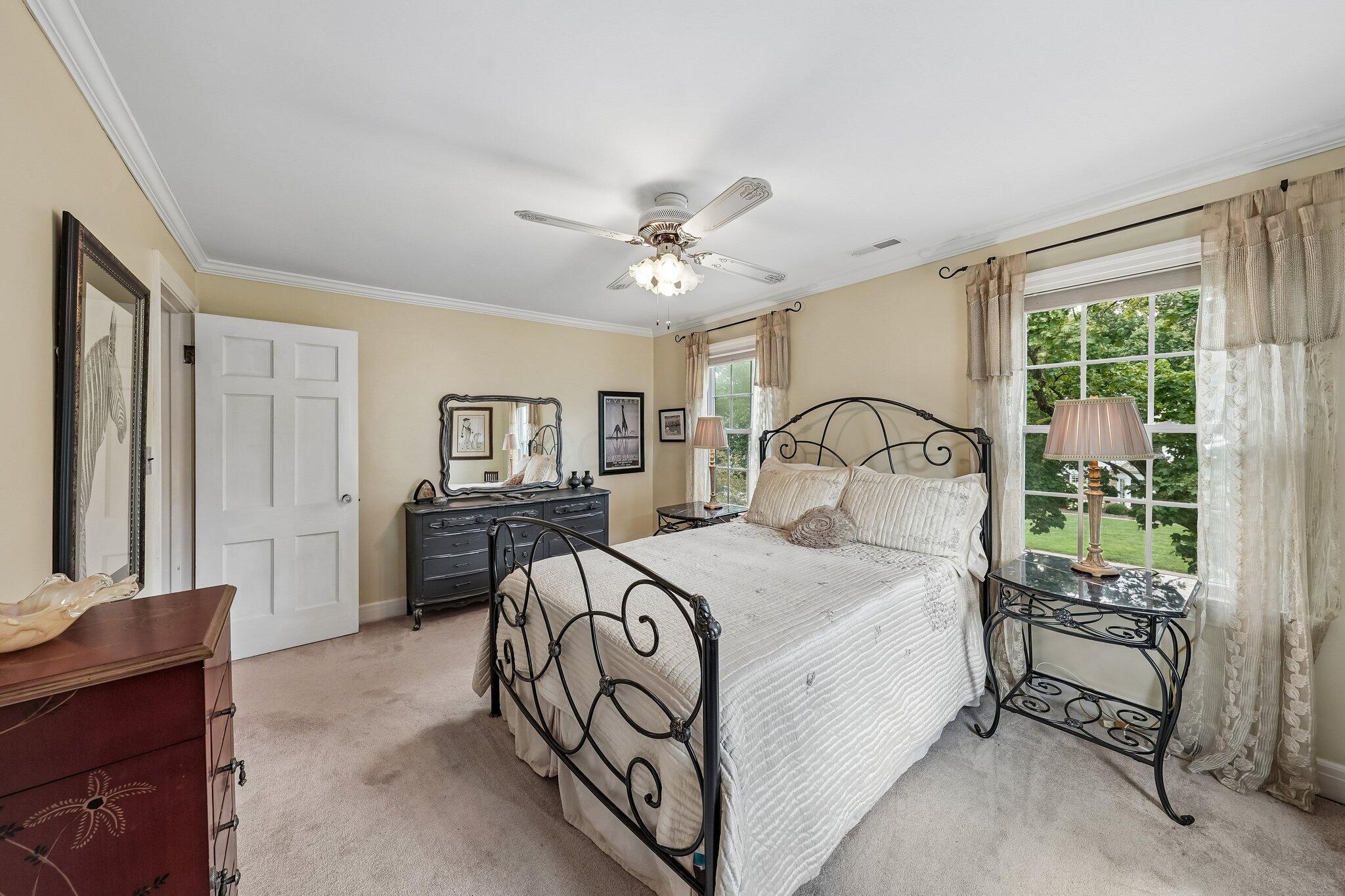 170 Overwood Road Property Photo 33