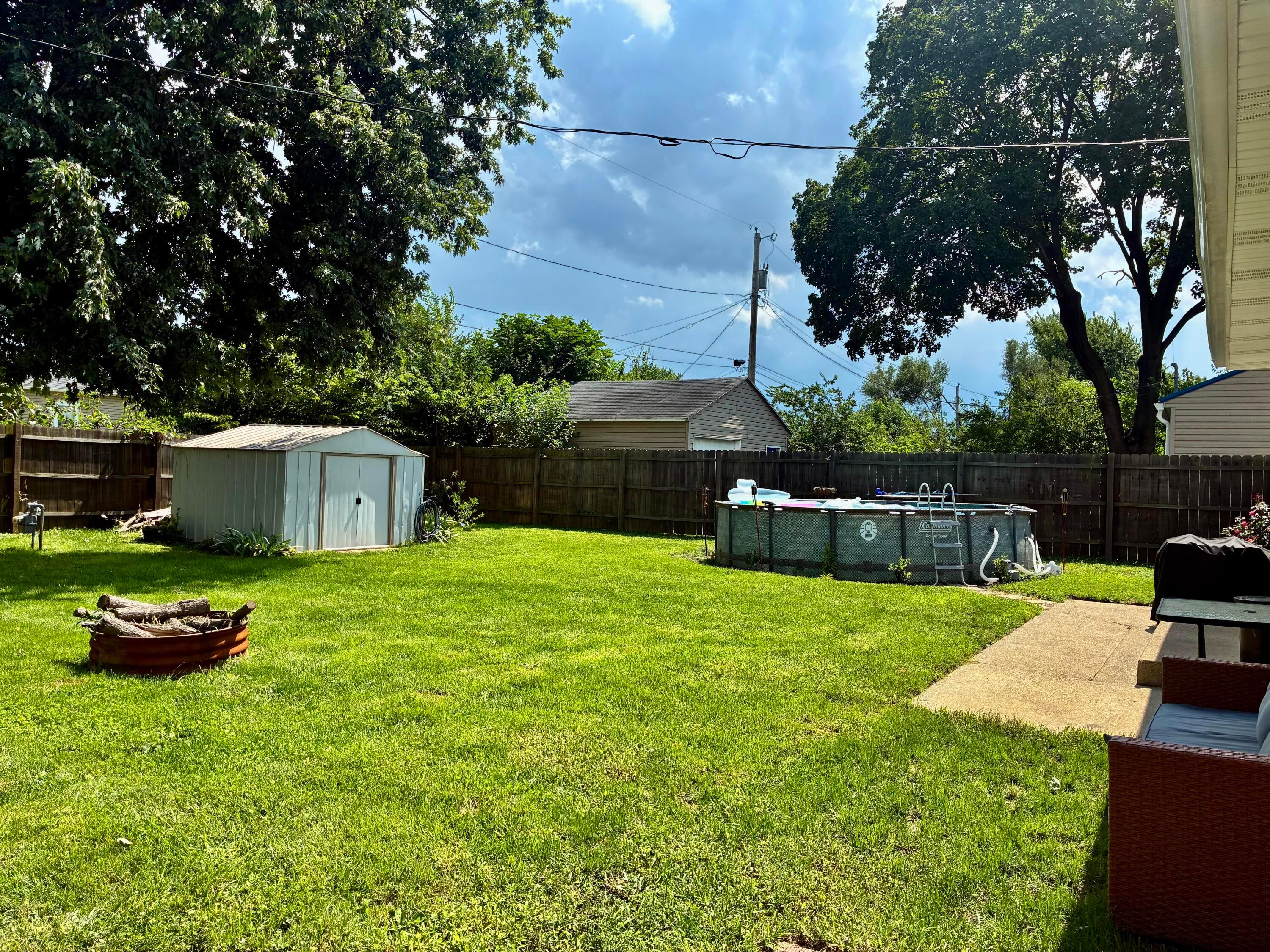 708 S Maple Avenue Property Photo 23