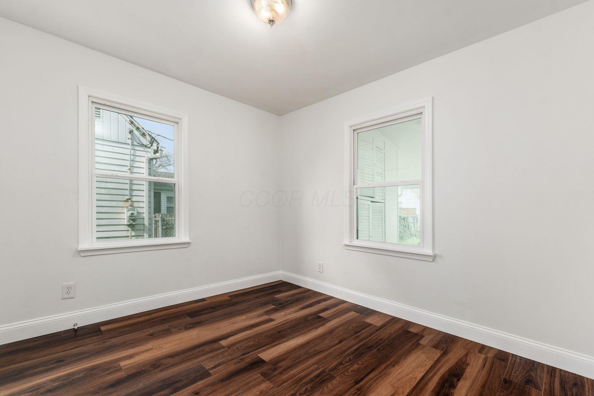 902 Eastmoor Boulevard Property Photo 14