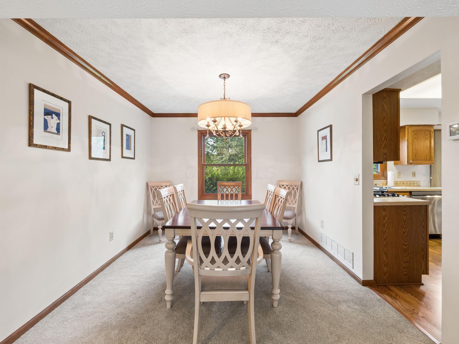 5856 Newbridge Drive Property Photo 10