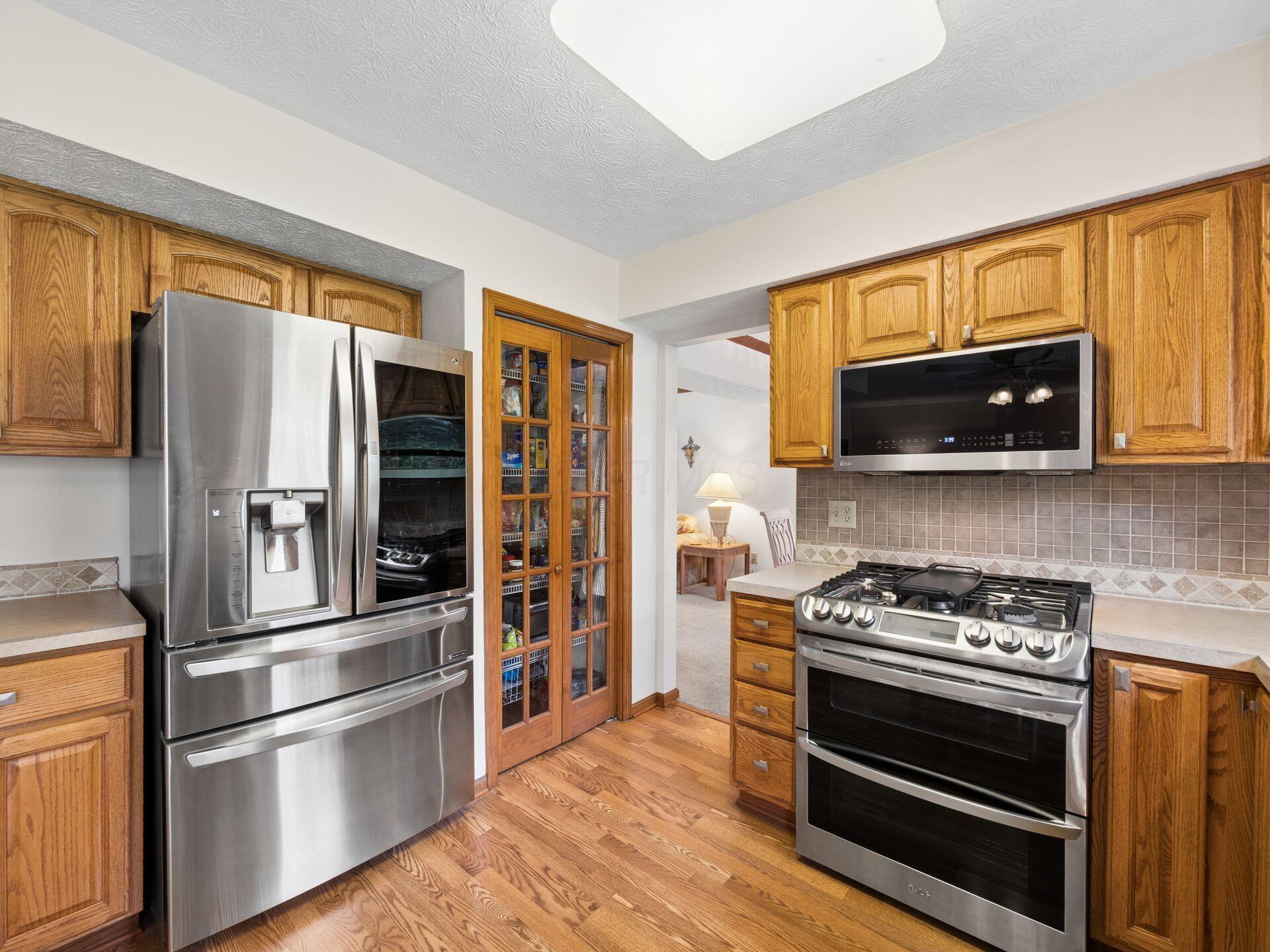 5856 Newbridge Drive Property Photo 13