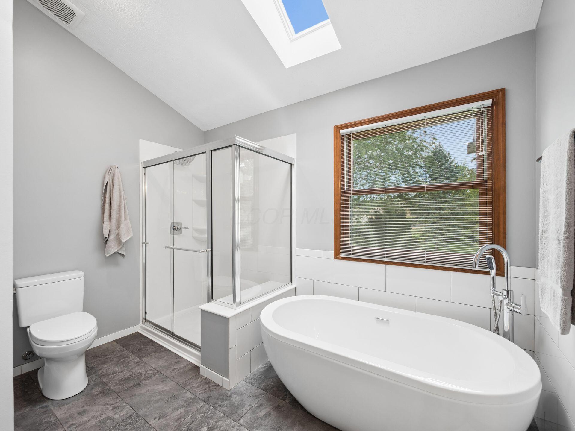 5856 Newbridge Drive Property Photo 30