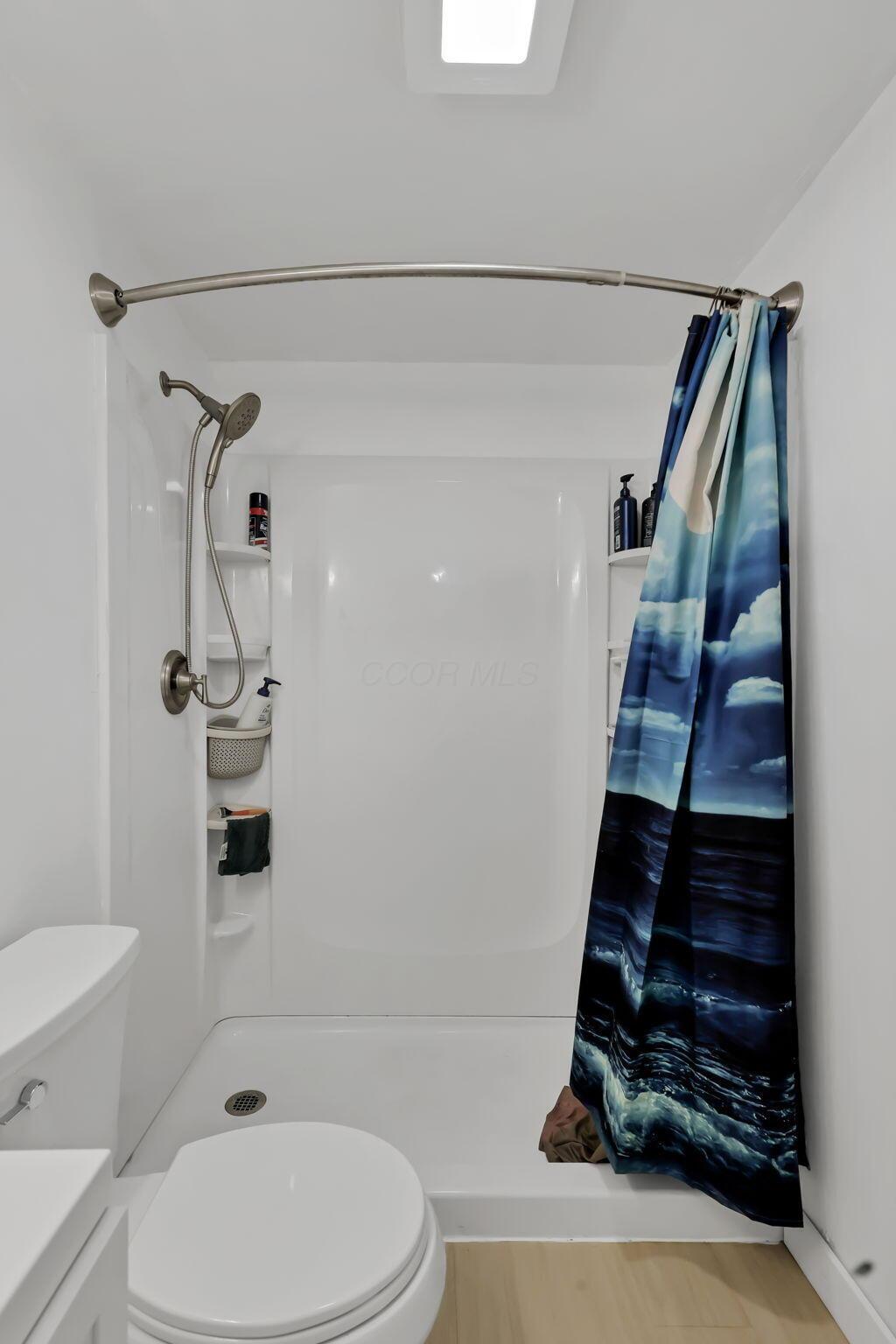 6075 Burnley Square E Property Photo 26