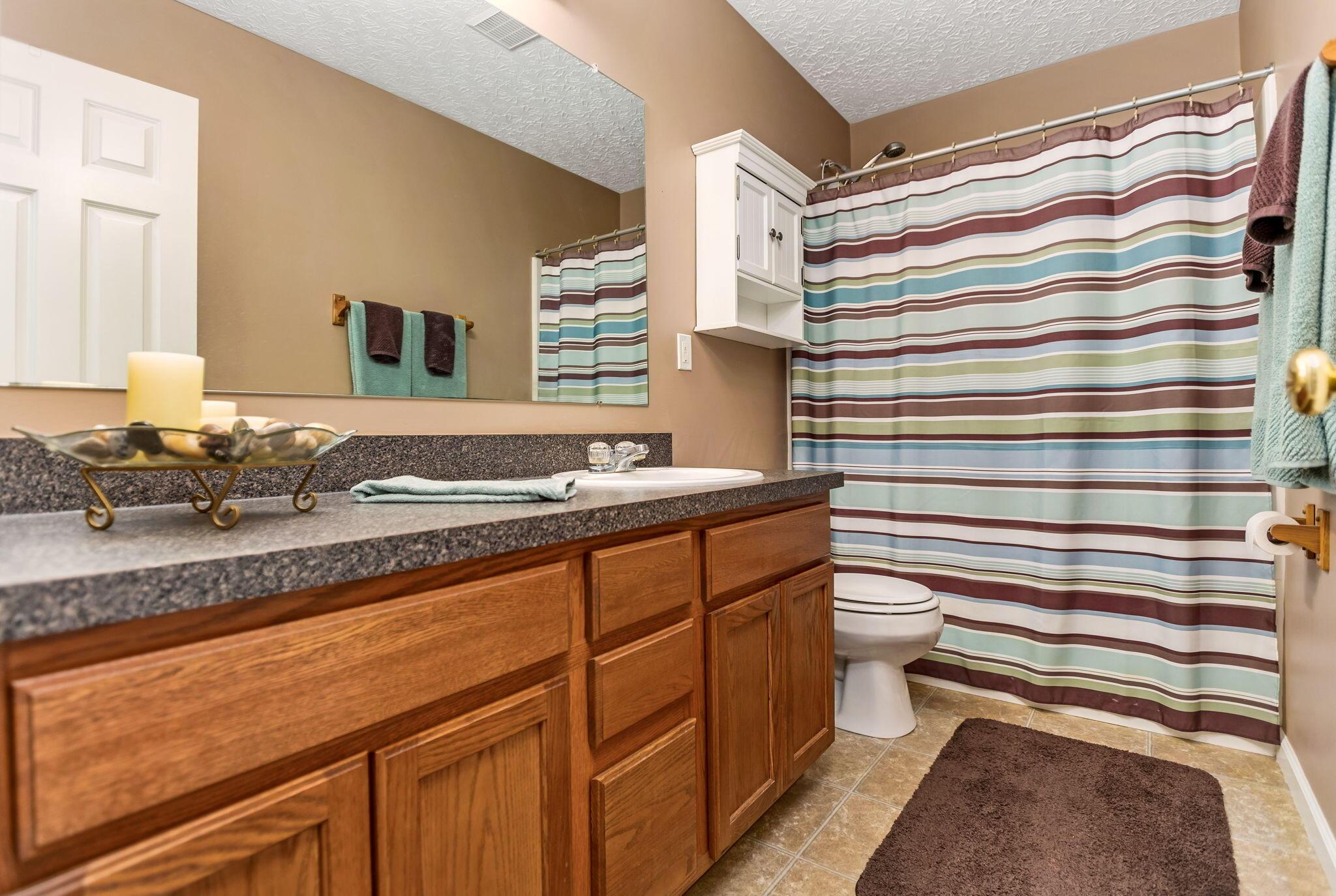 381 Sycamore Drive Property Photo 9