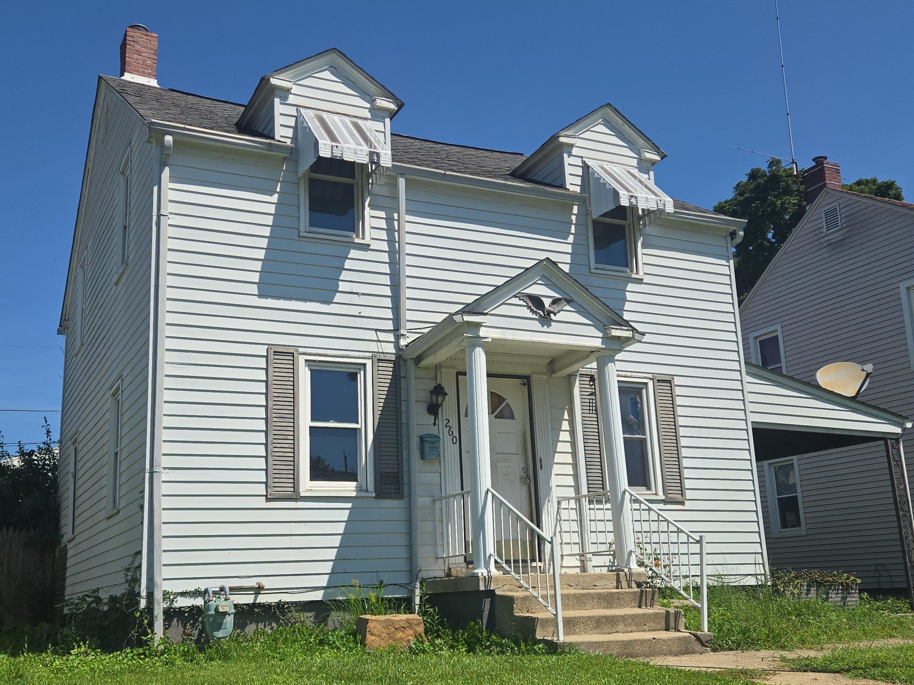 260 W Angle Avenue Property Photo 3