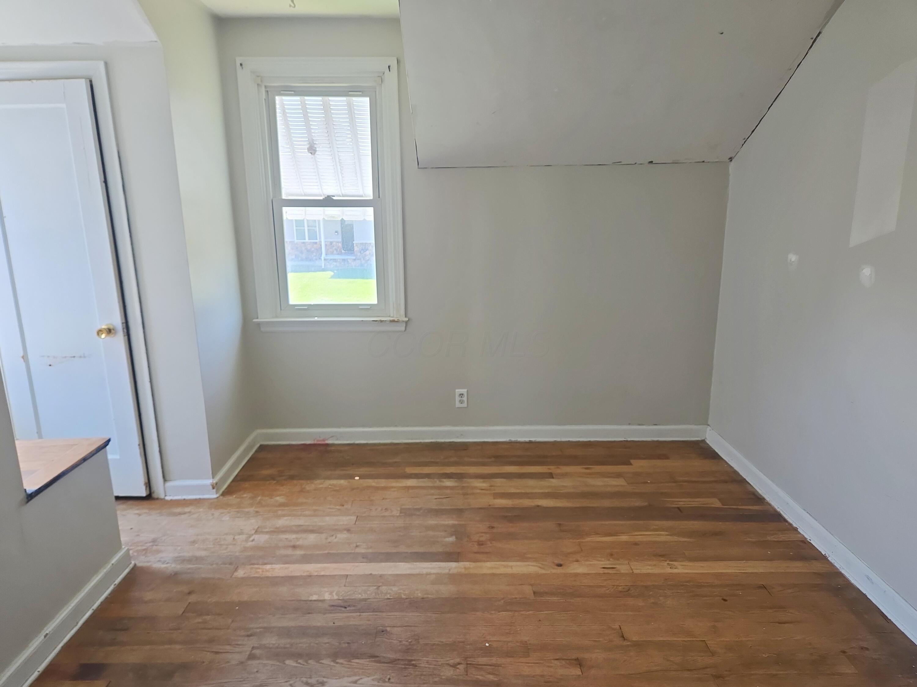 260 W Angle Avenue Property Photo 10
