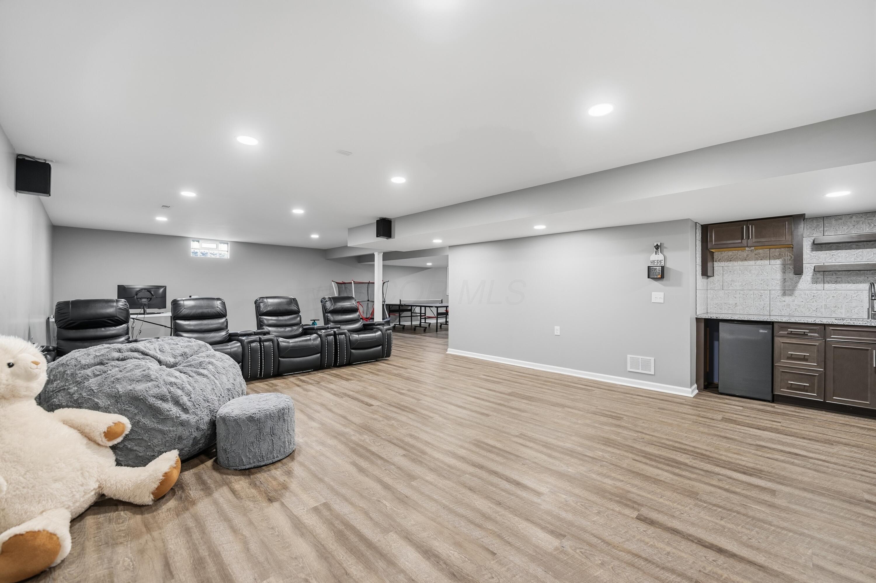 450 Harness Place Property Photo 39