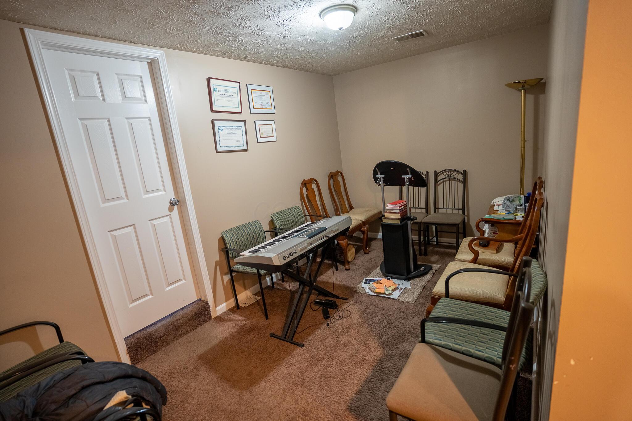 746 Pierce Avenue Property Photo 17