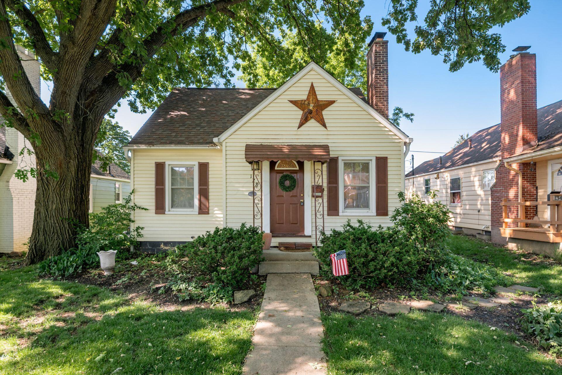128 E Royal Forest Boulevard