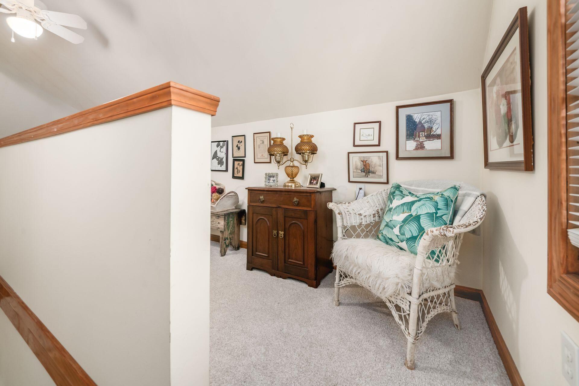 128 E Royal Forest Boulevard Property Photo 23