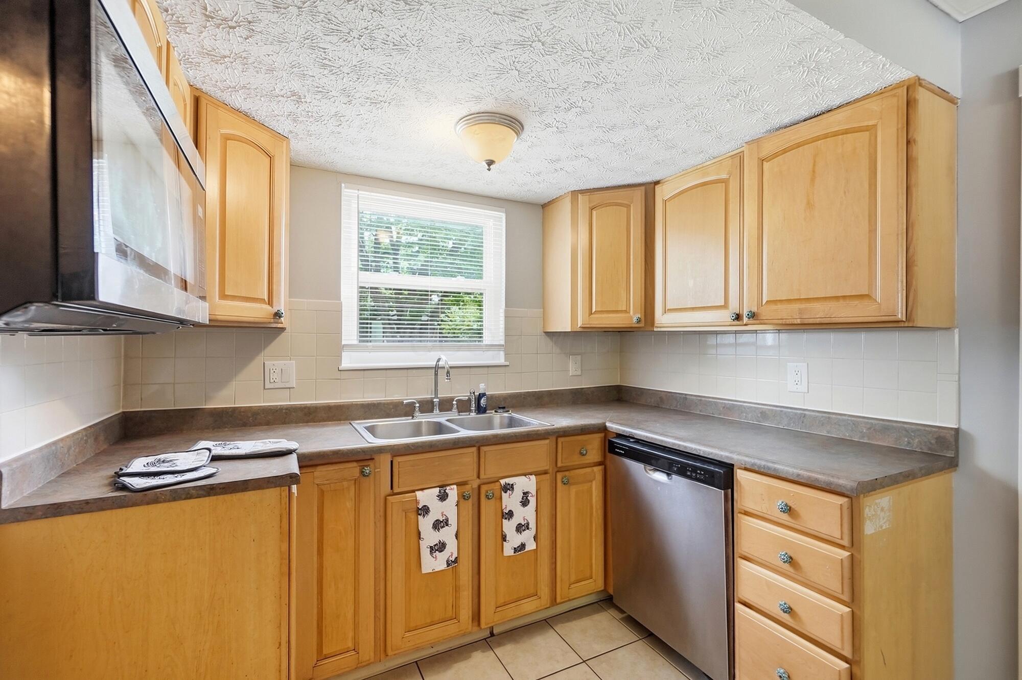 5439 Argo Lane Property Photo 10