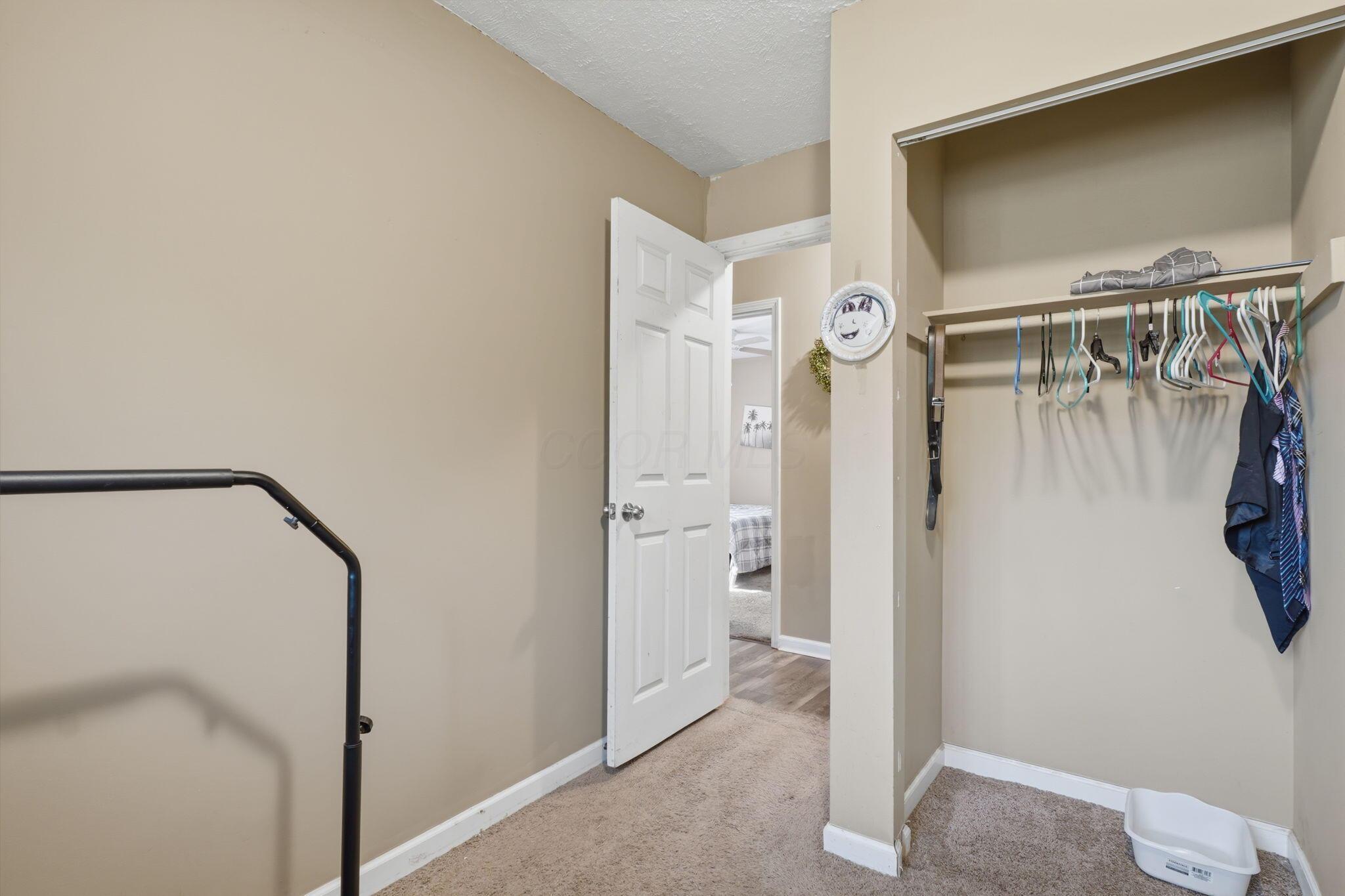5285 Zimmer Drive Property Photo 9