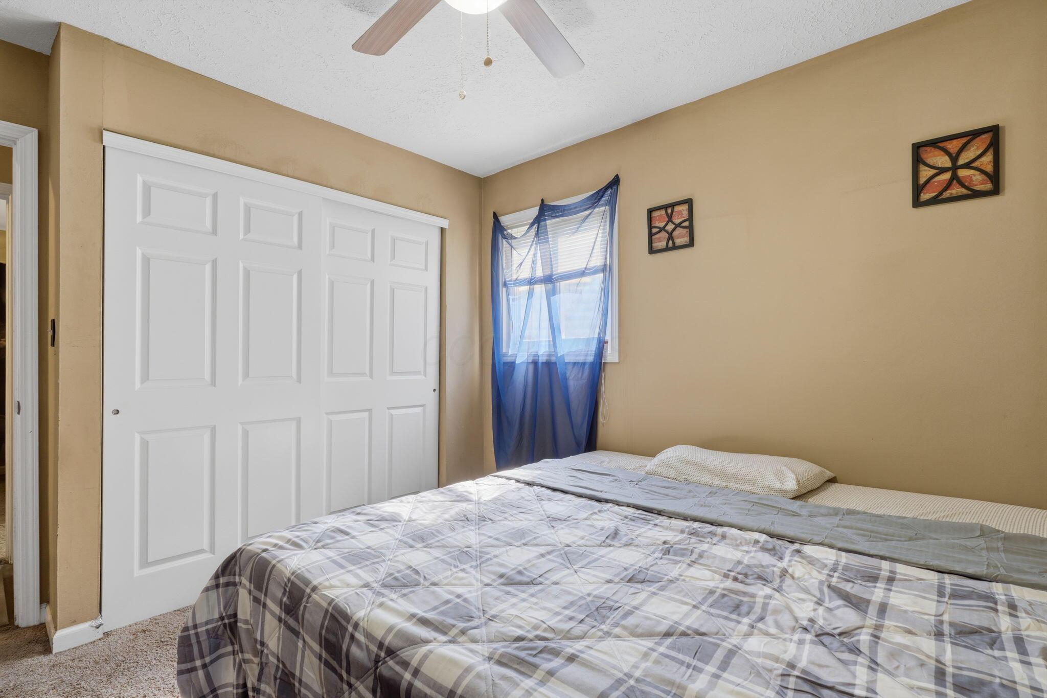 5285 Zimmer Drive Property Photo 11