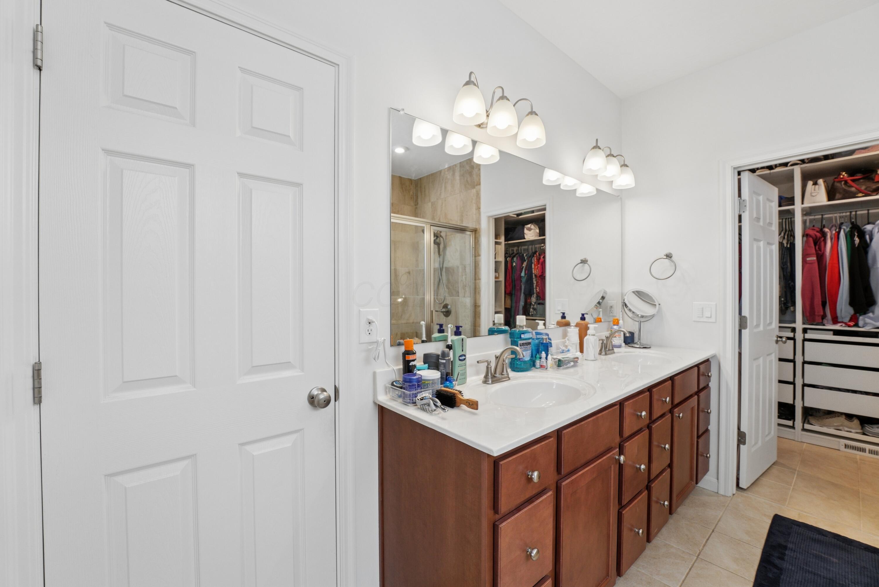 802 Avebury Drive Property Photo 24