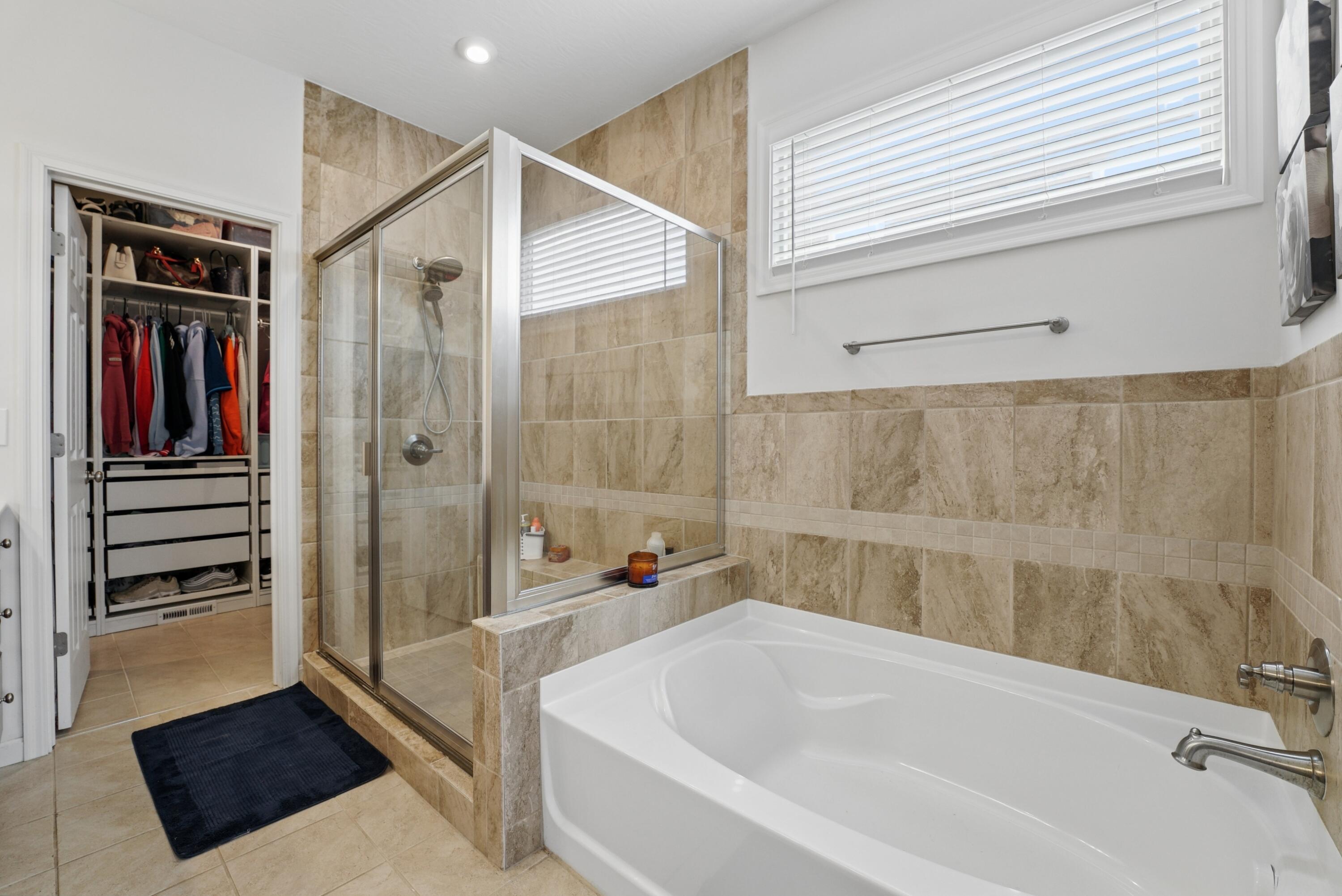 802 Avebury Drive Property Photo 25