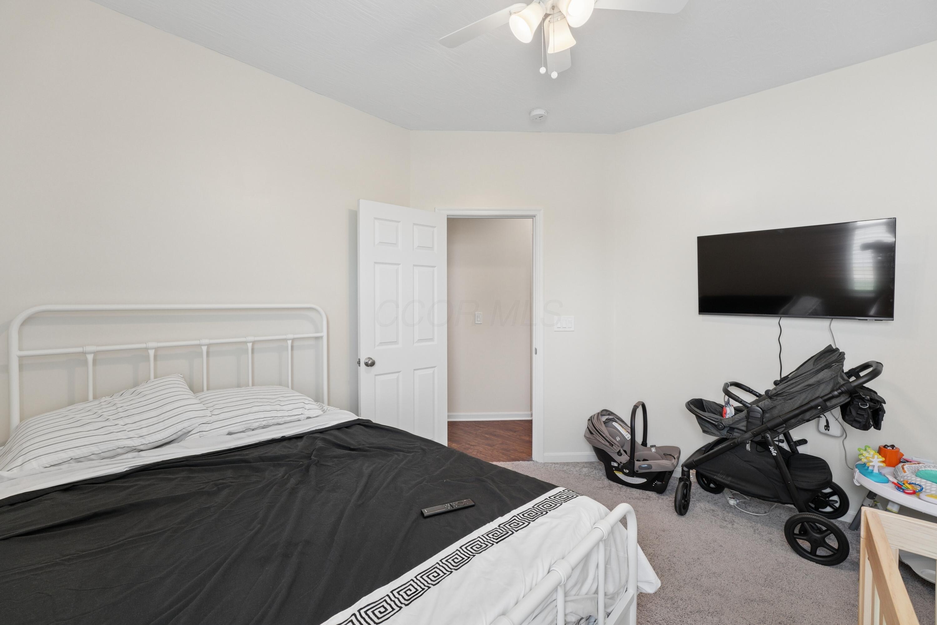 802 Avebury Drive Property Photo 31