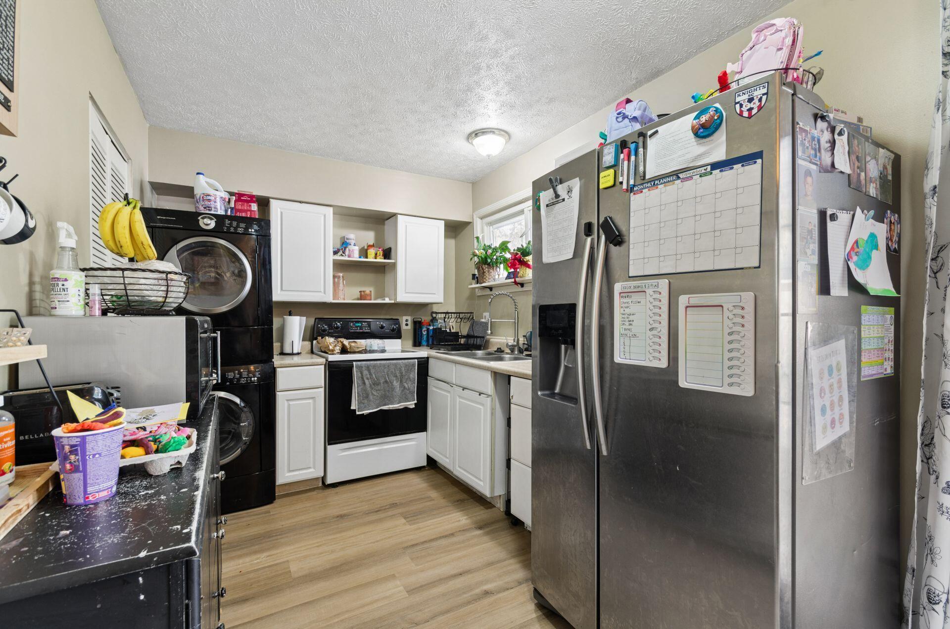 4359 Maplegrove Drive Property Photo 18
