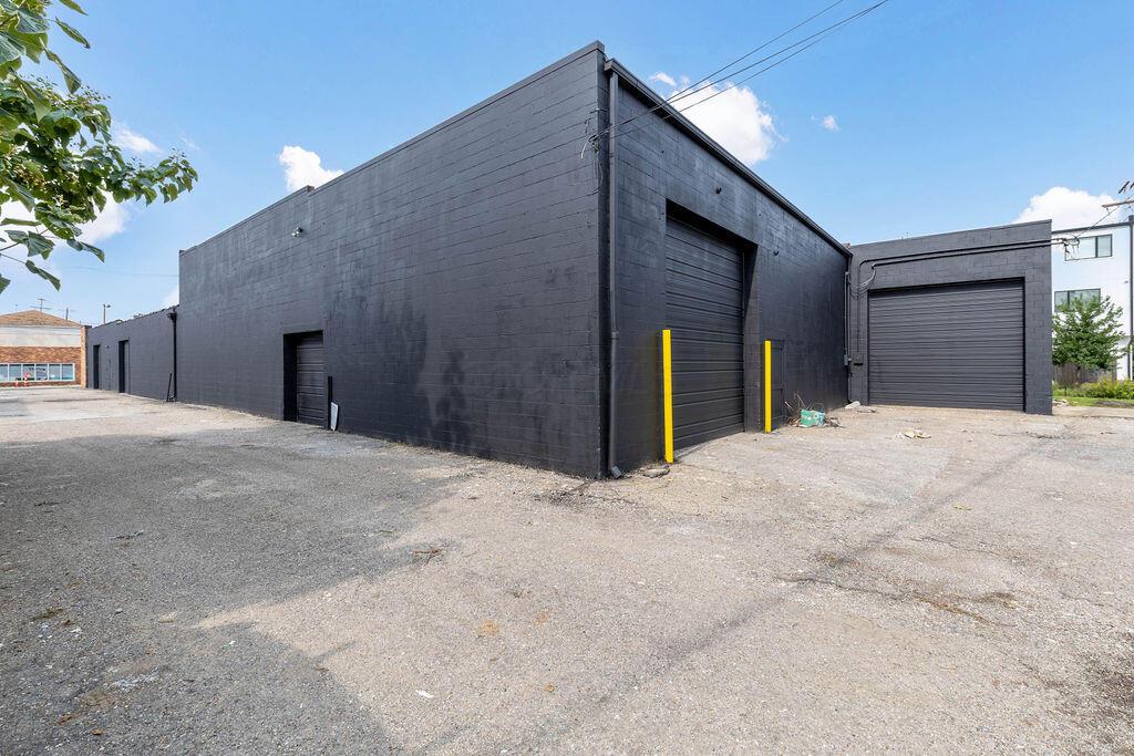 226032074 Property Photo 8