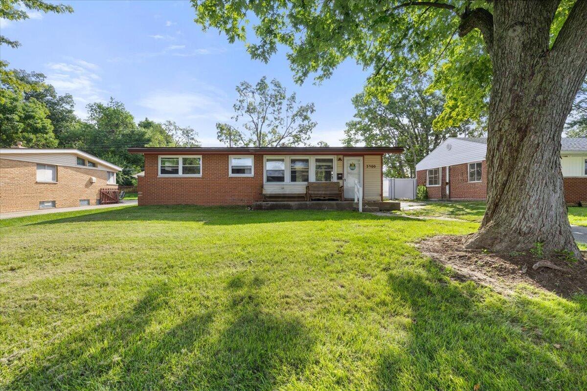 3300 Braddock Street Property Photo 2