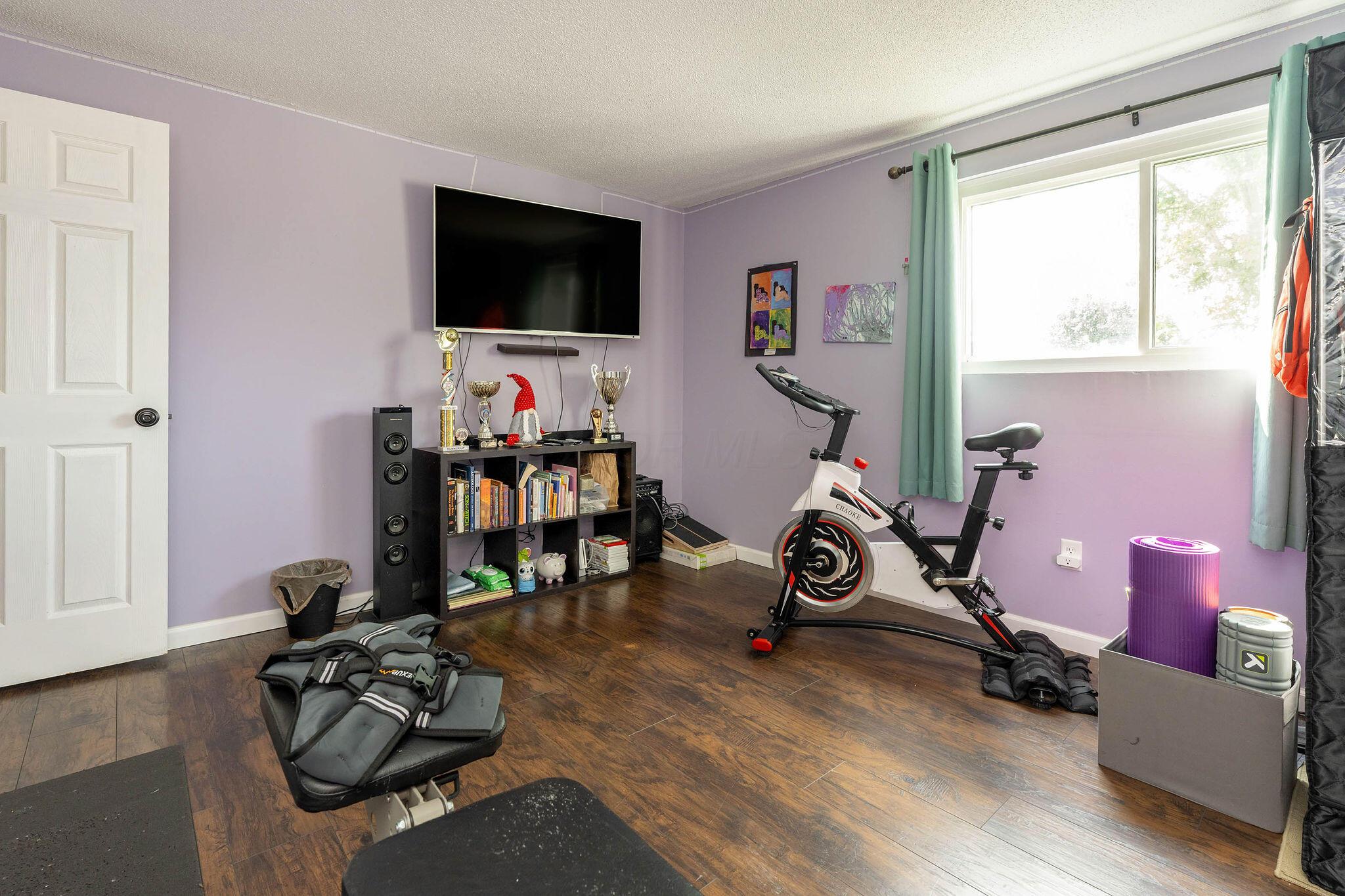 340 Parkdale Drive Property Photo 16