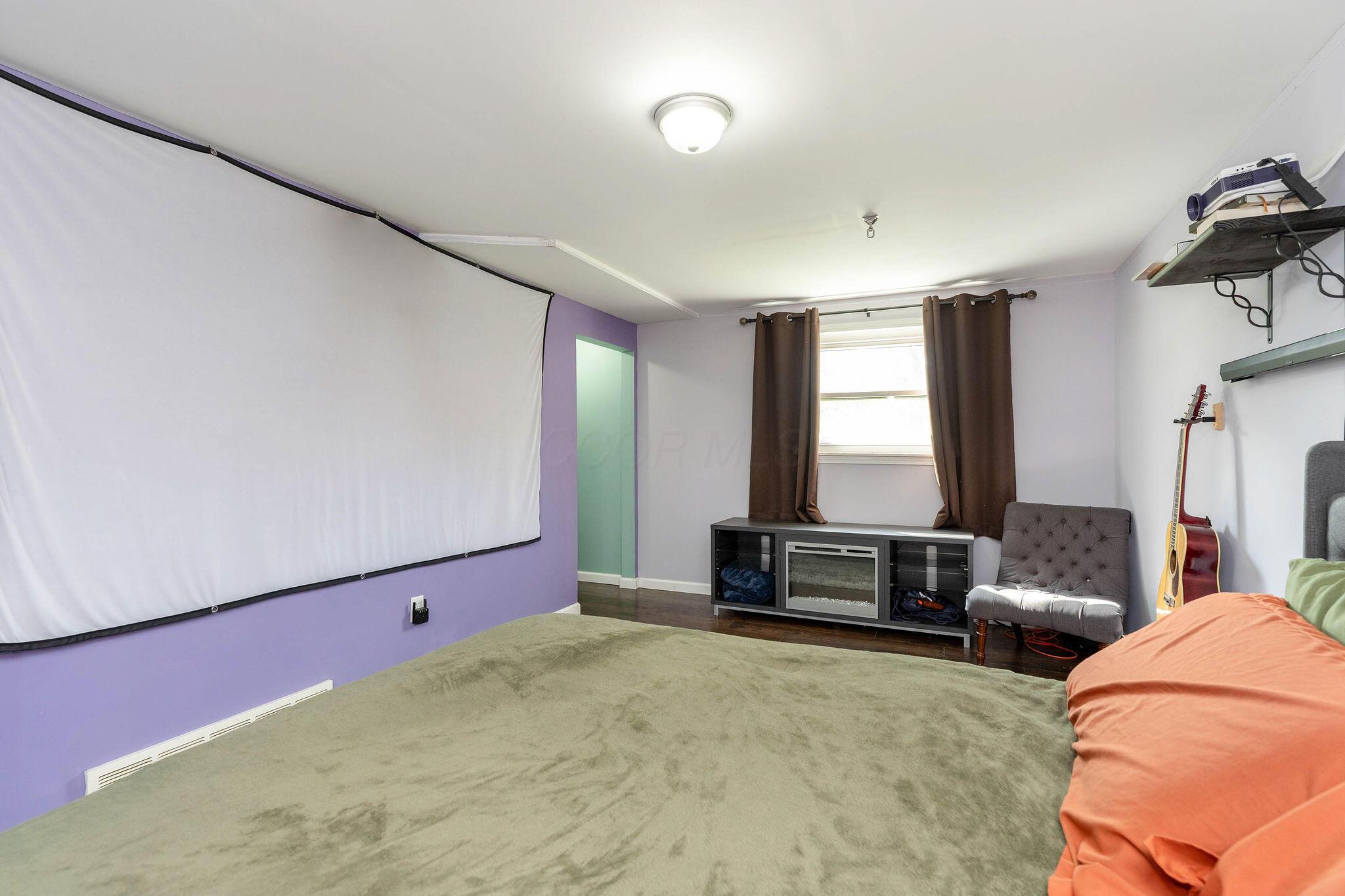 340 Parkdale Drive Property Photo 24