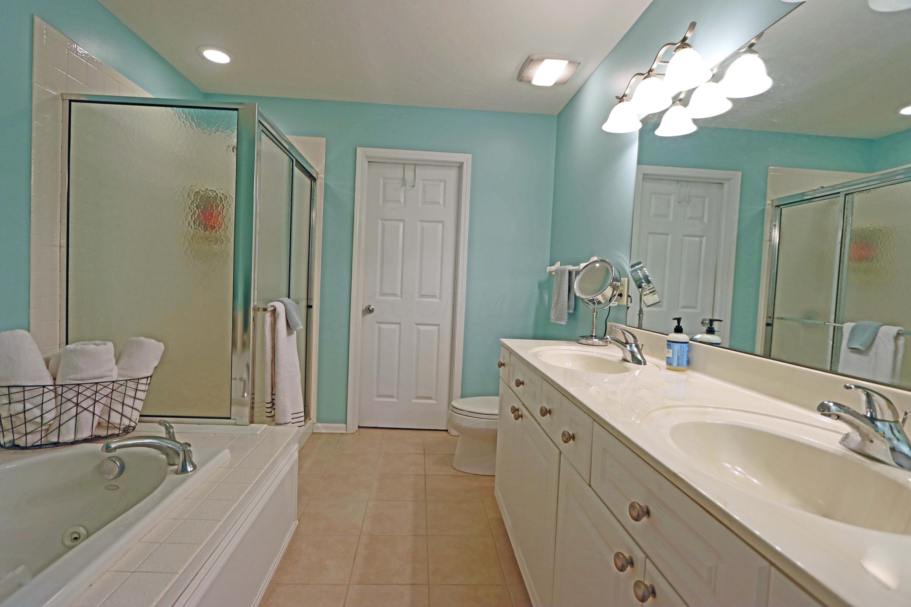 1221 Sanctuary Place, 30 Property Photo 21
