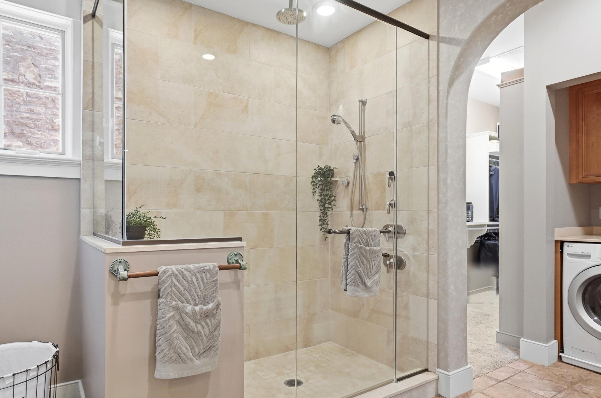 7076 Calabria Place Property Photo 44